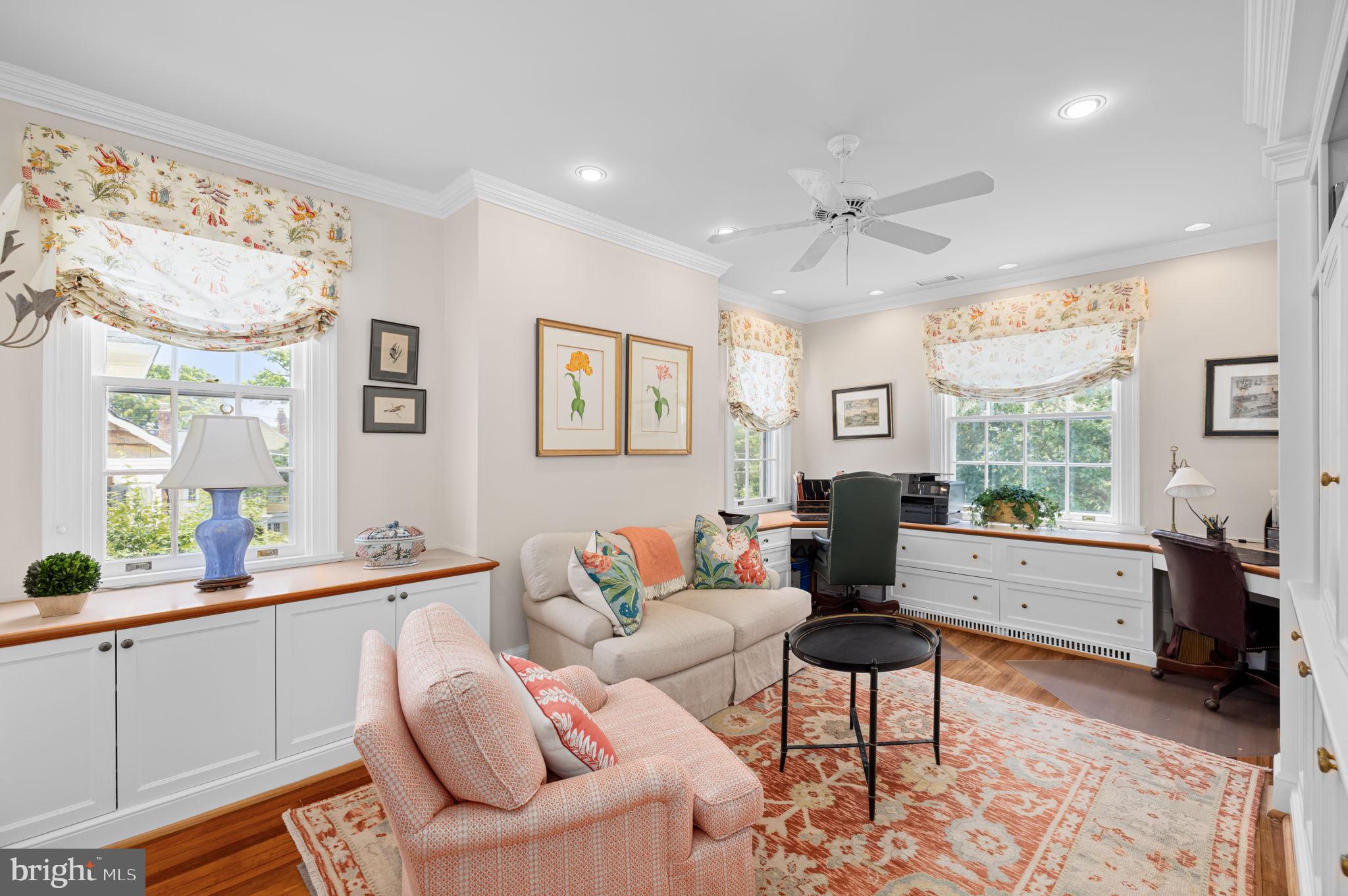 CLEVELAND PARK - Residential
