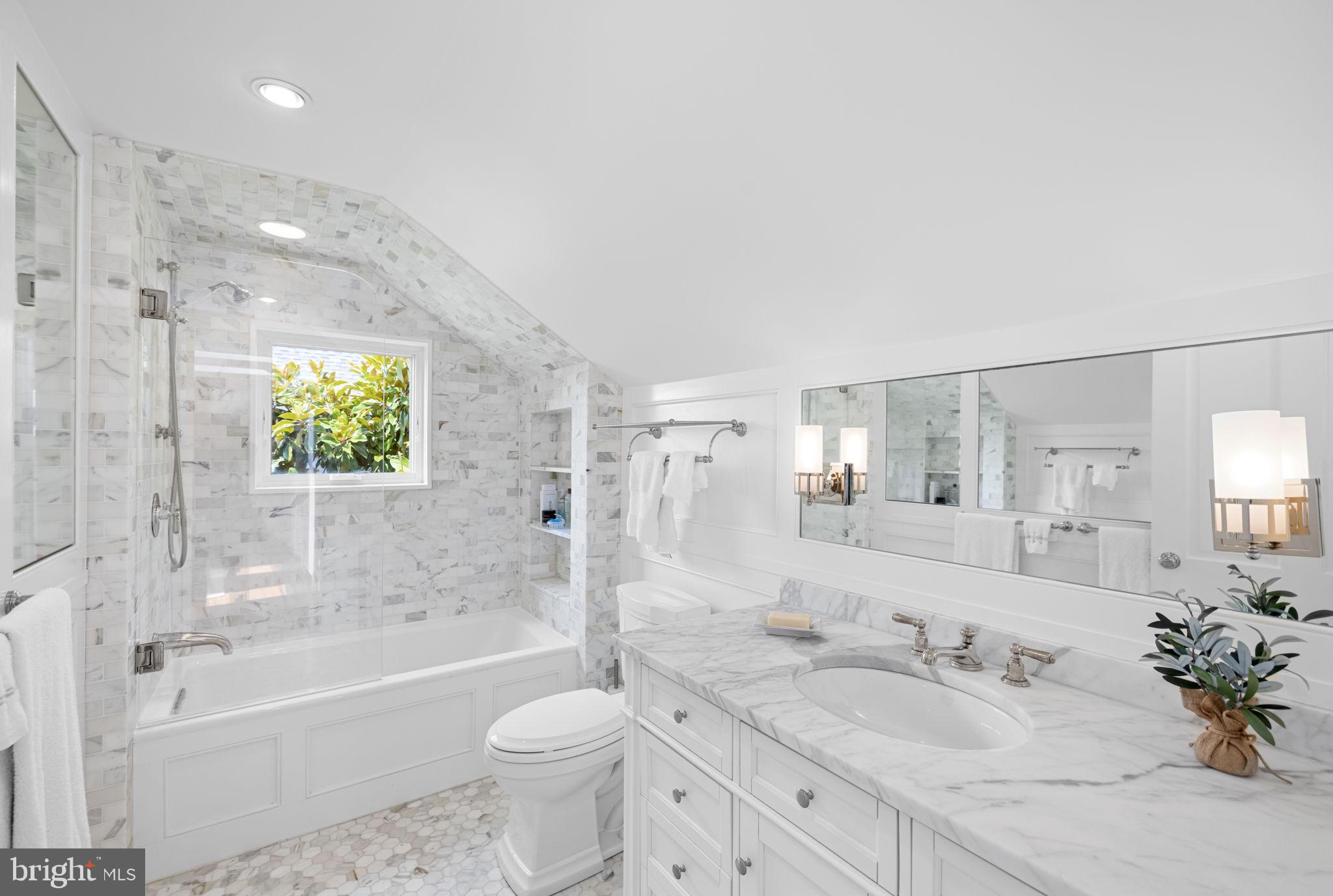 CLEVELAND PARK - Residential