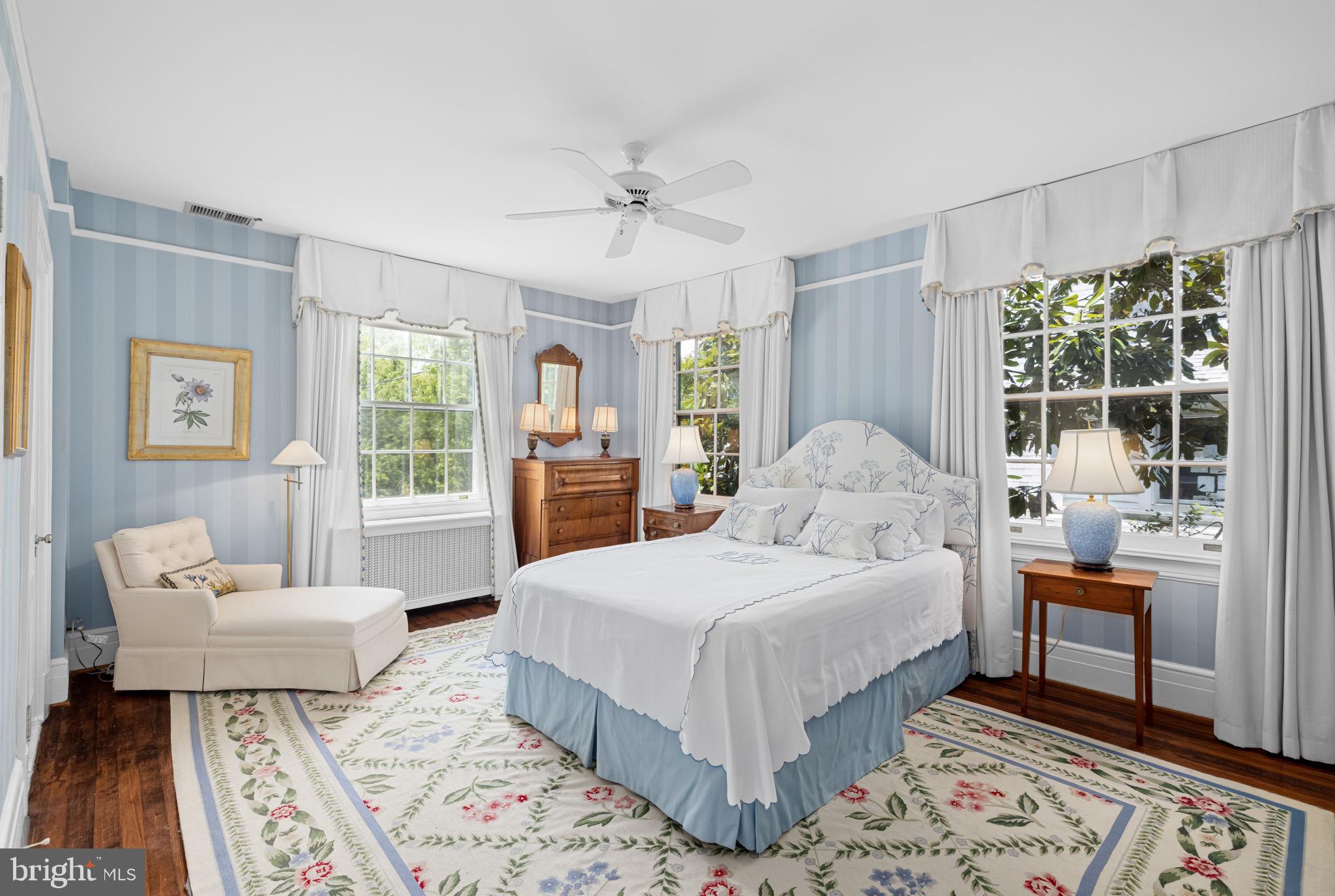 CLEVELAND PARK - Residential