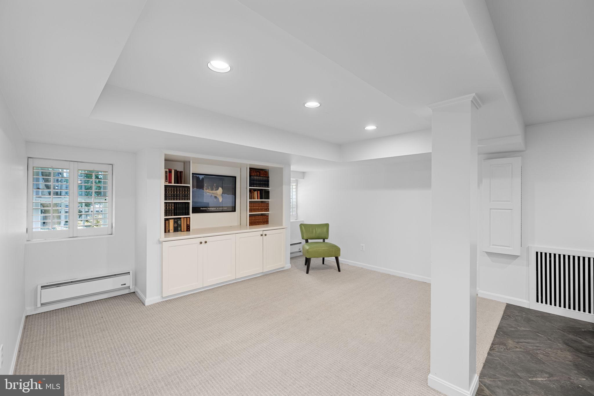 CLEVELAND PARK - Residential