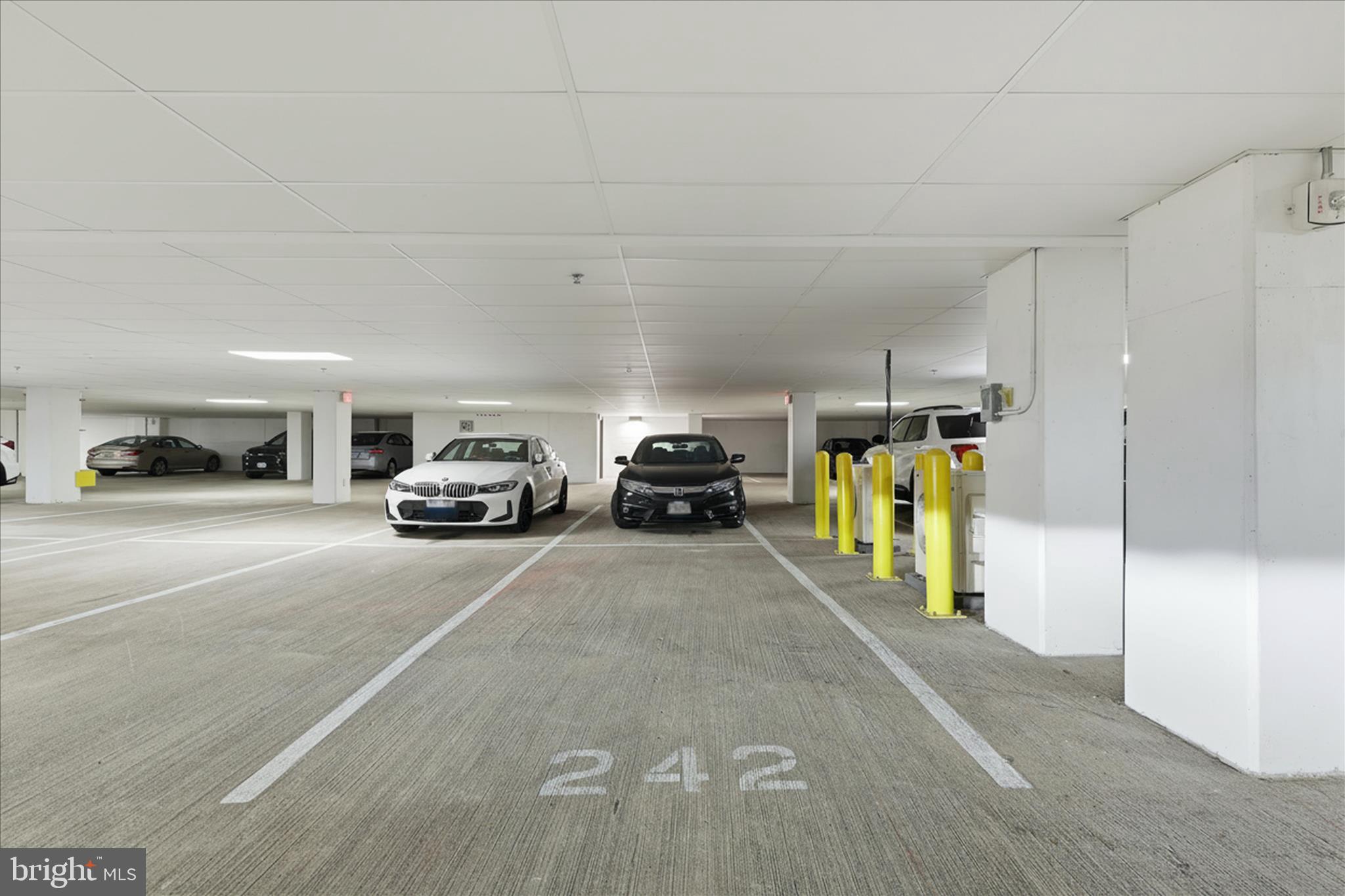 THE ATRIUM AT METROWEST - Residential