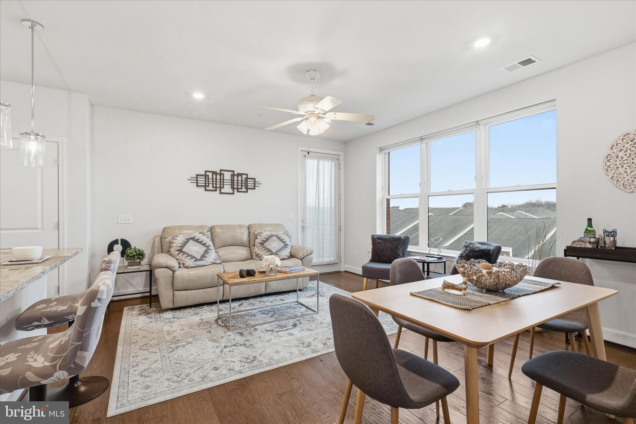 THE ATRIUM AT METROWEST - Residential