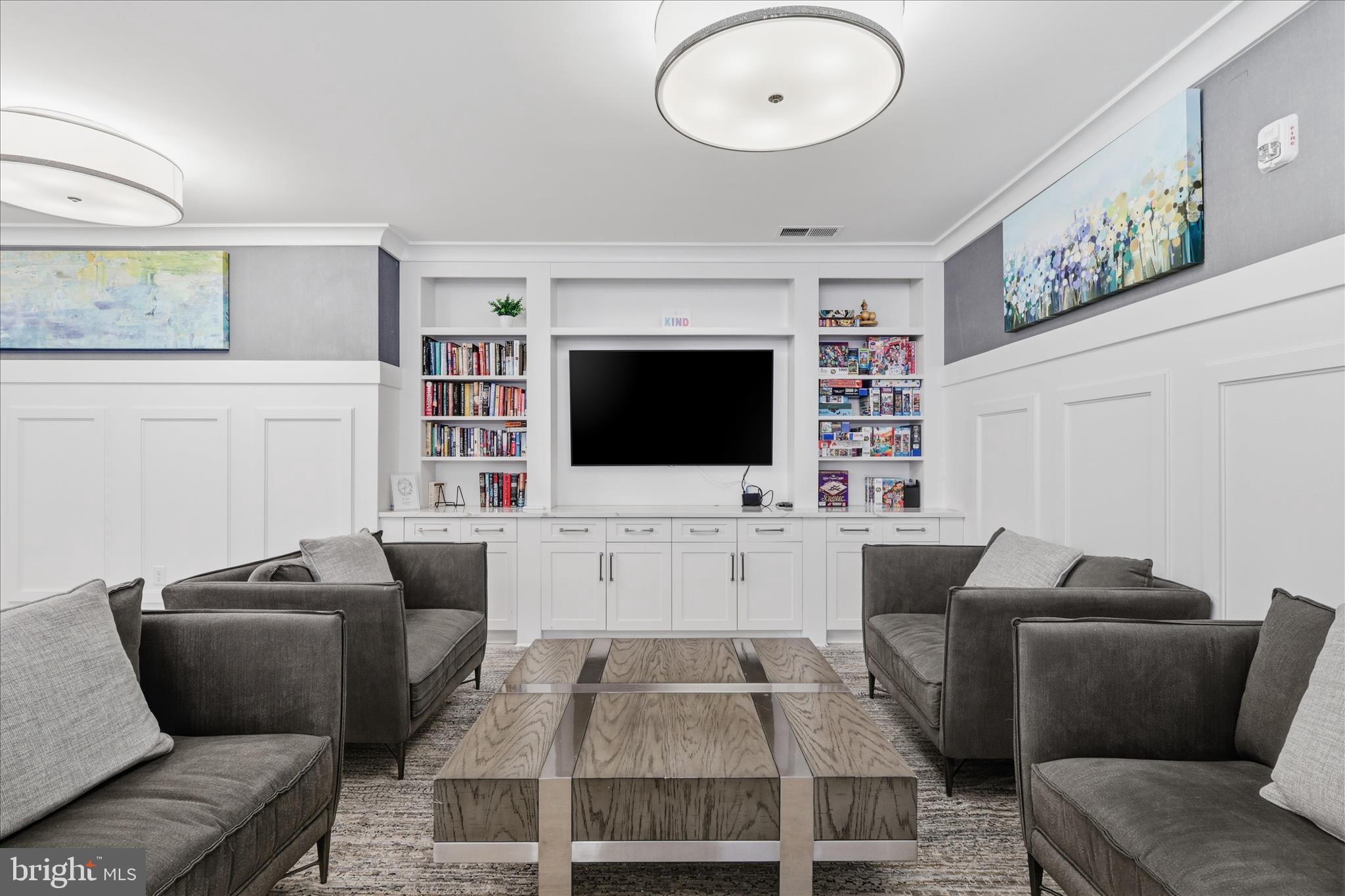 THE ATRIUM AT METROWEST - Residential