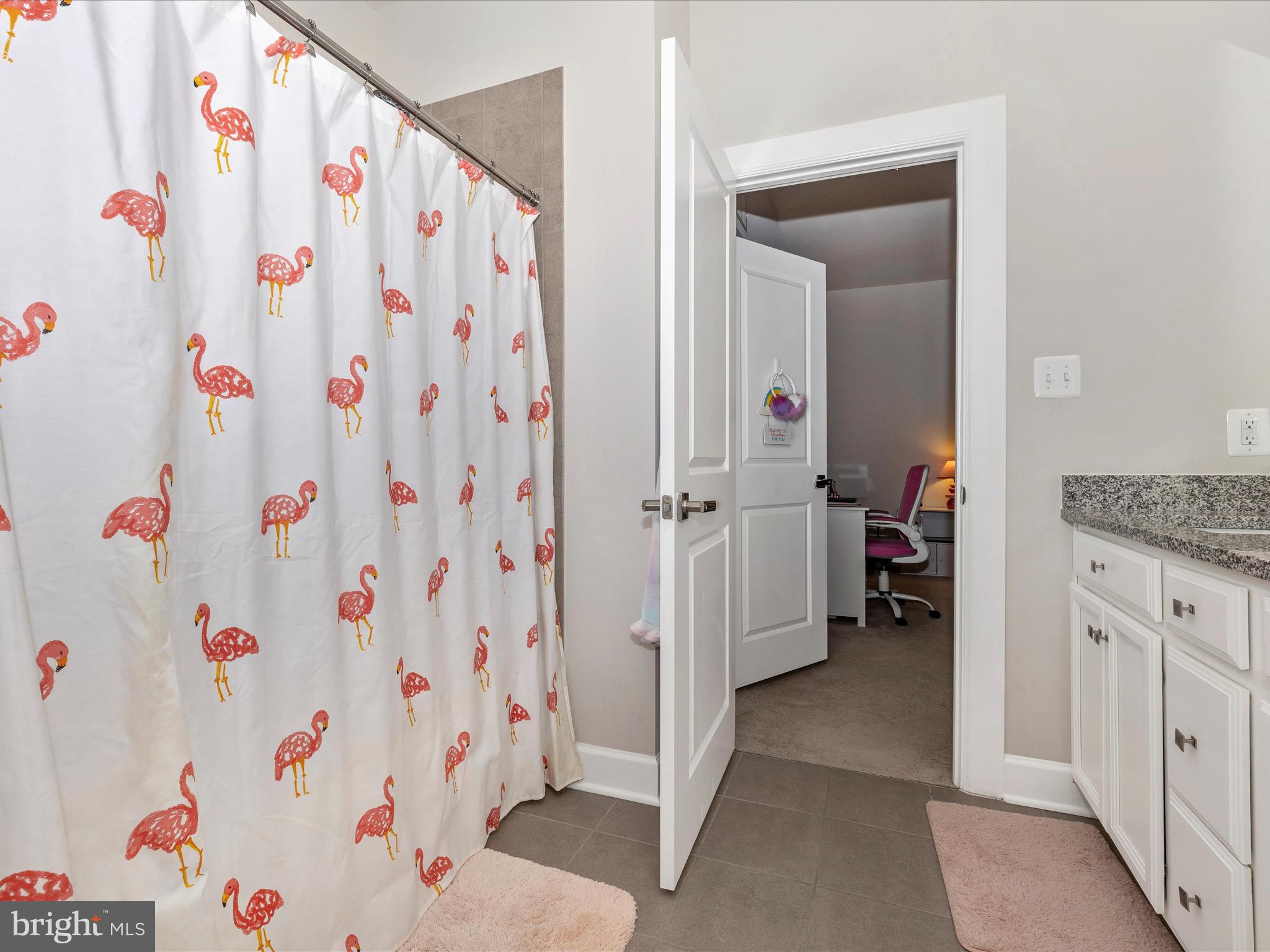 OAKDALE VILLAGE - Residential