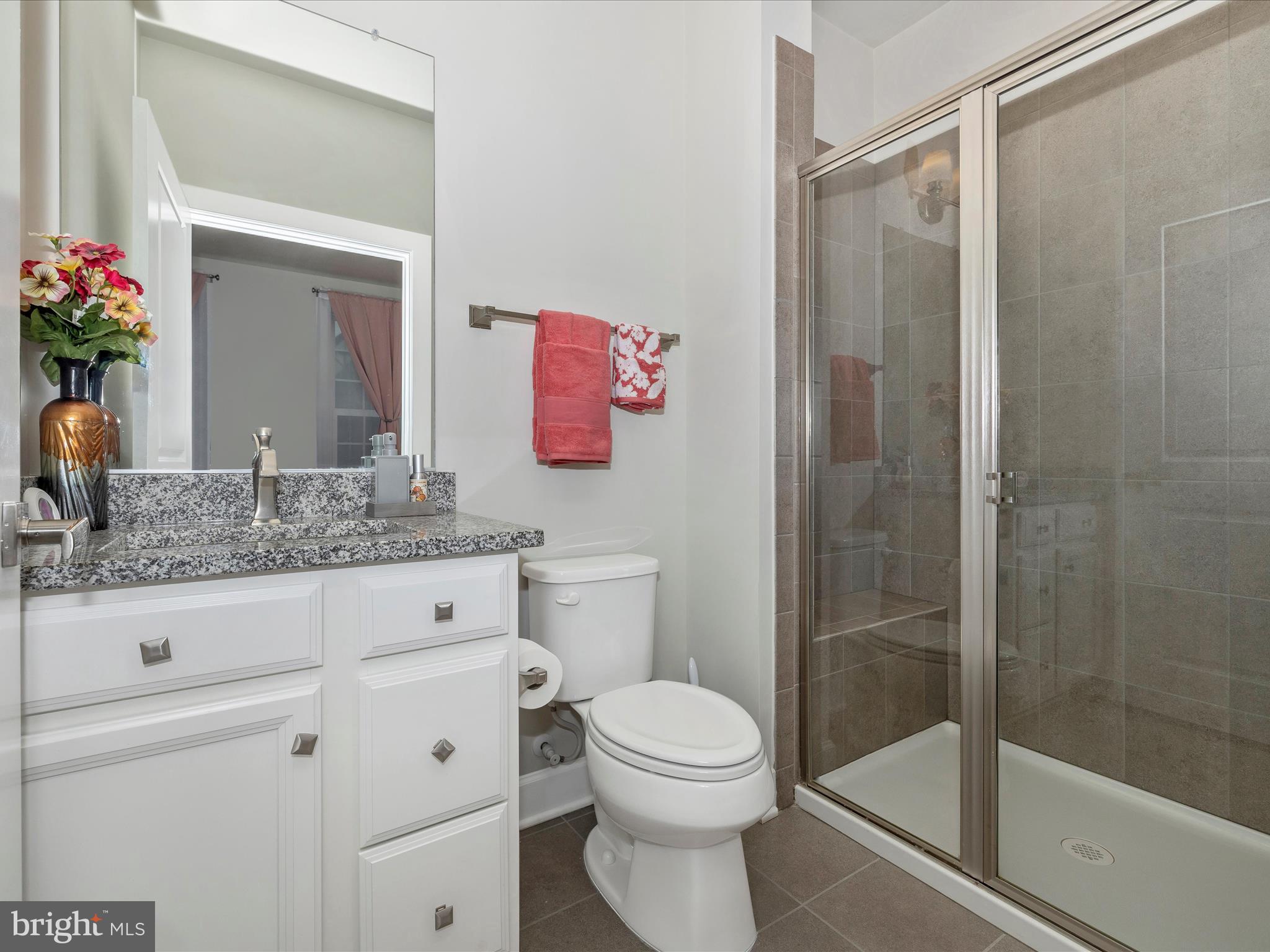 OAKDALE VILLAGE - Residential