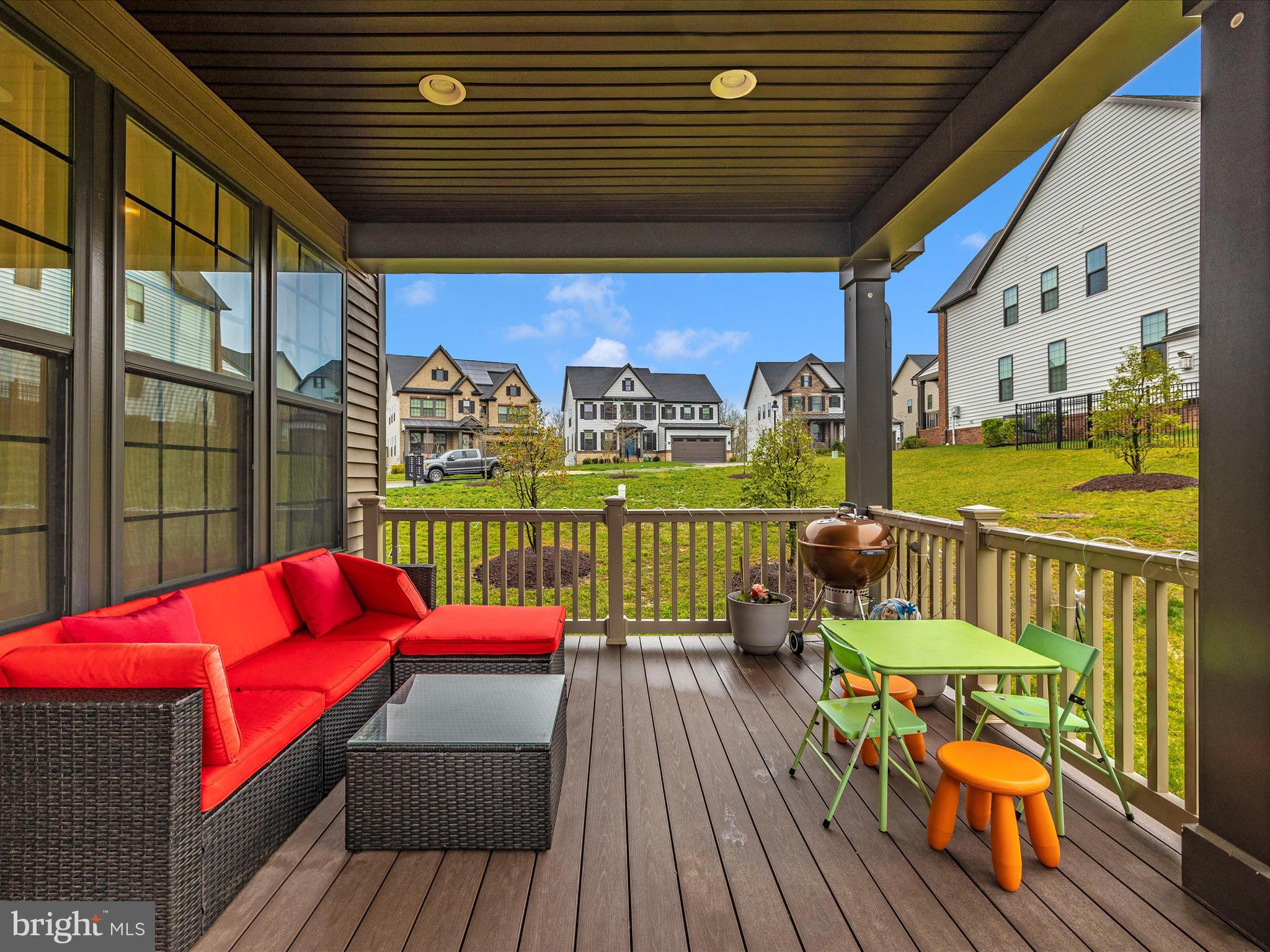 OAKDALE VILLAGE - Residential