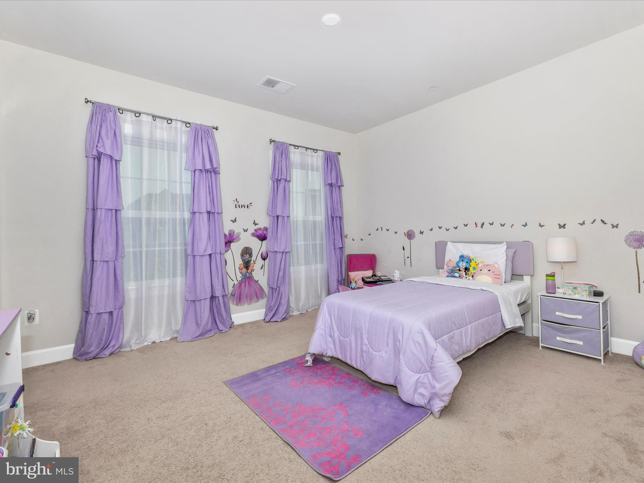 OAKDALE VILLAGE - Residential