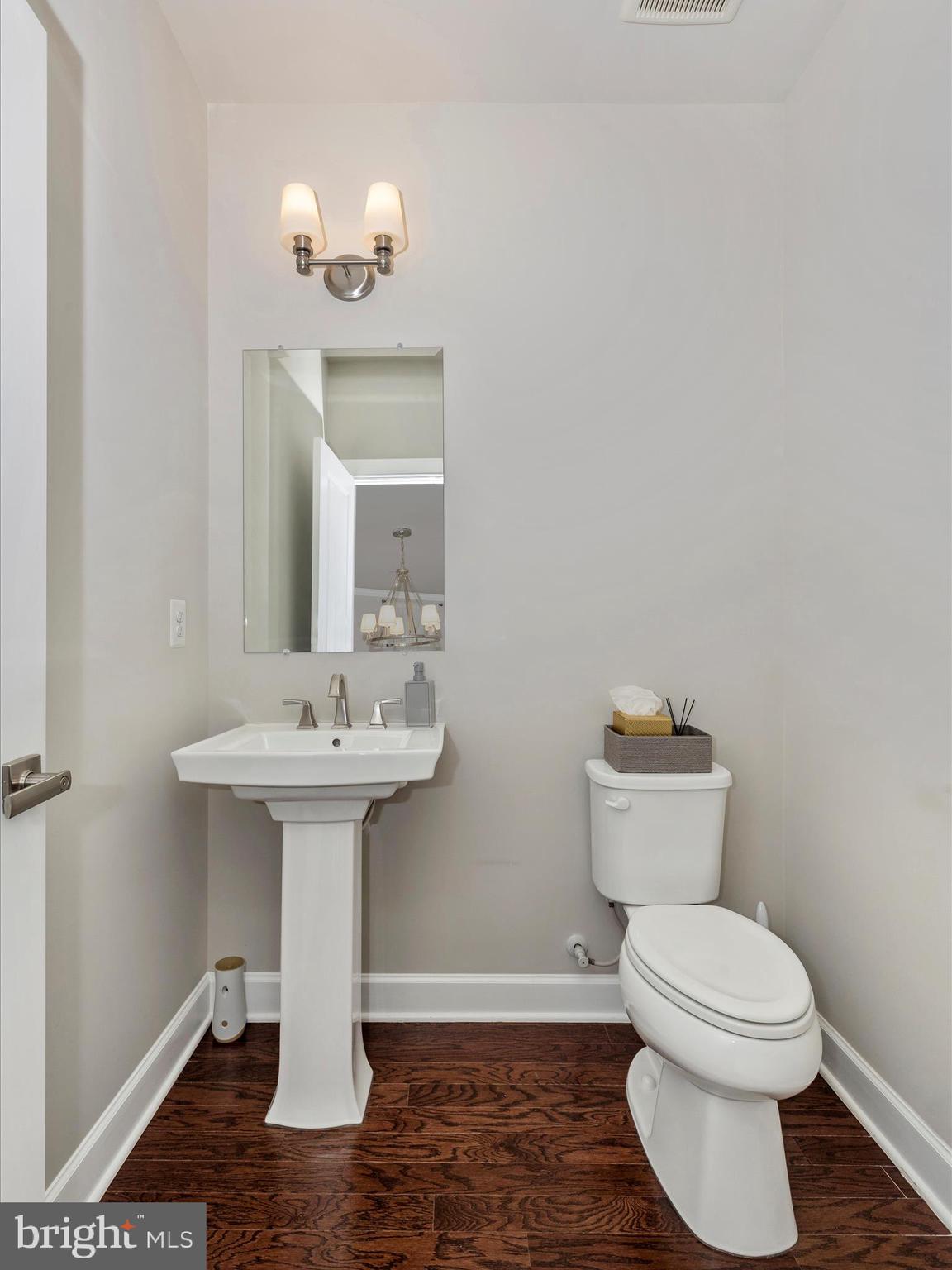 OAKDALE VILLAGE - Residential