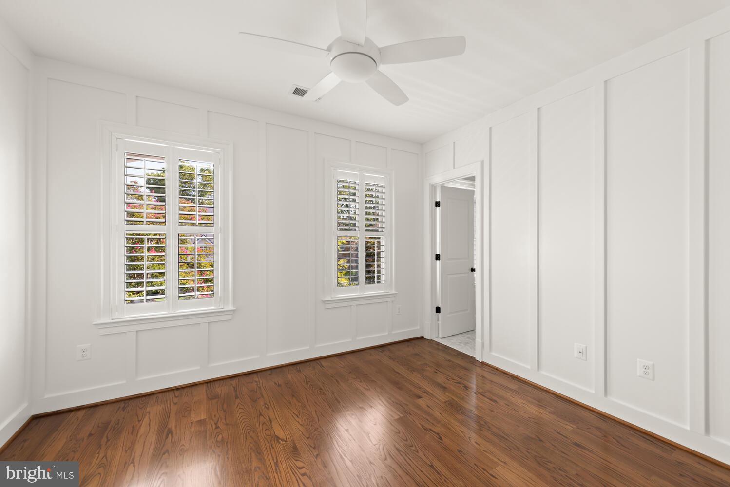 LYON VILLAGE - Residential