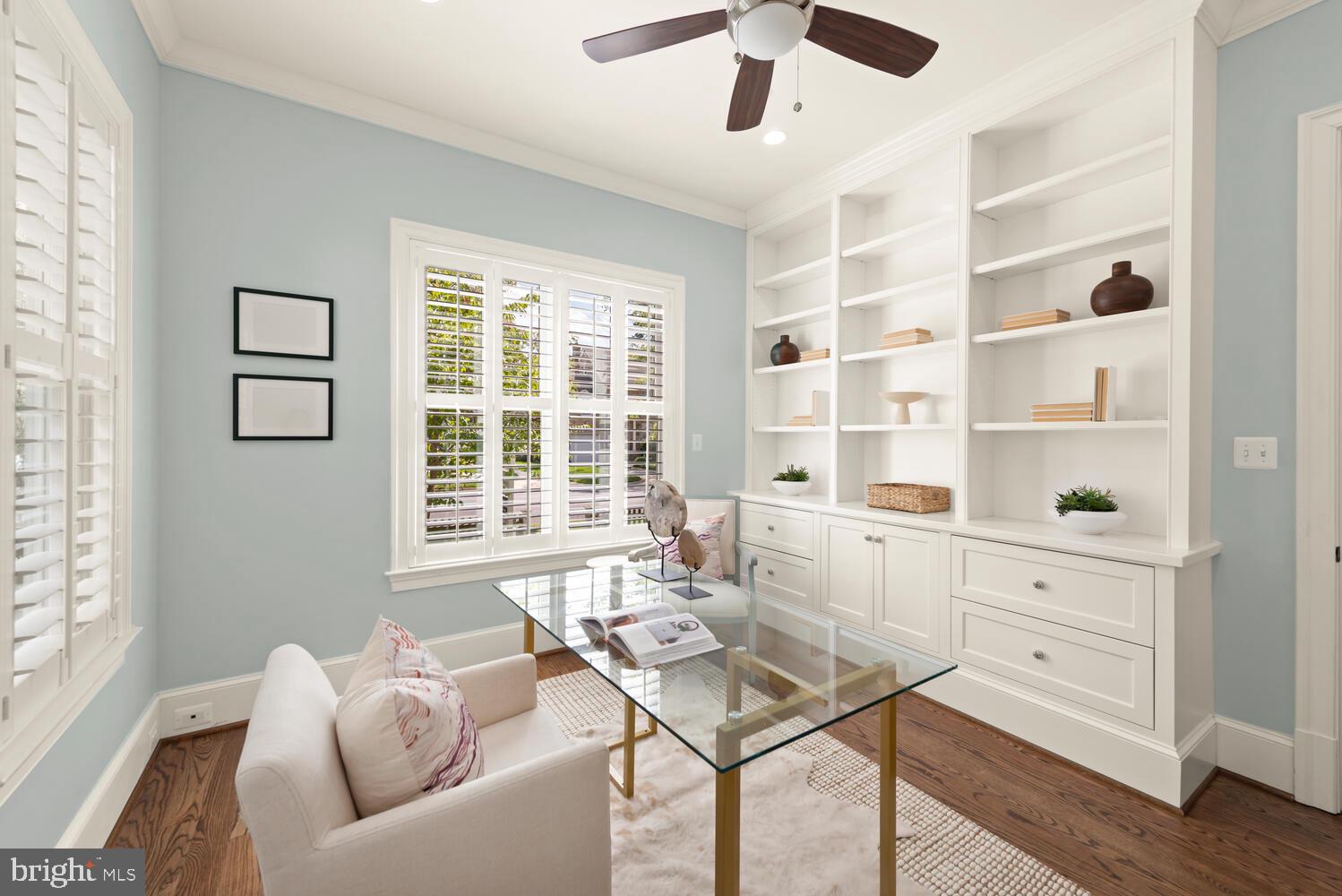 LYON VILLAGE - Residential