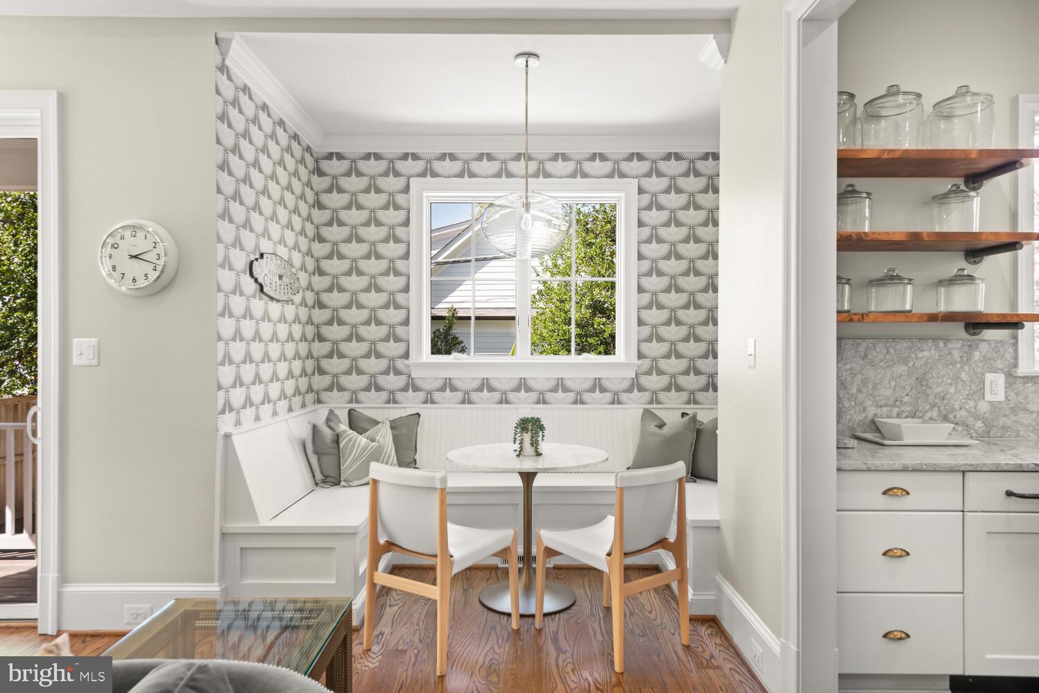 LYON VILLAGE - Residential