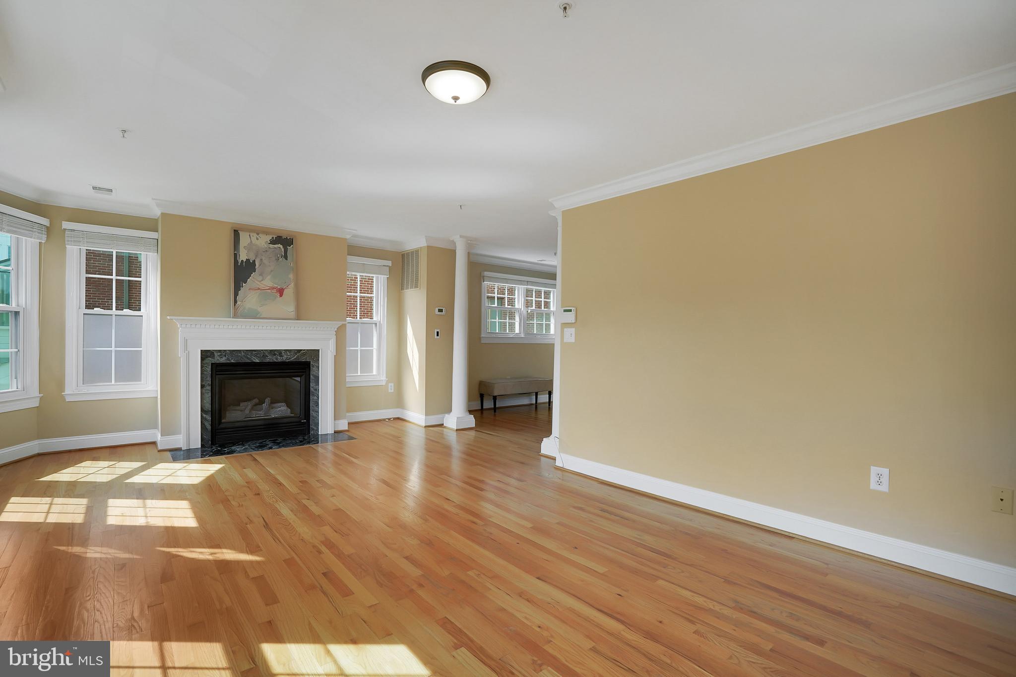 BROMPTONS AT BALLSTON - Residential