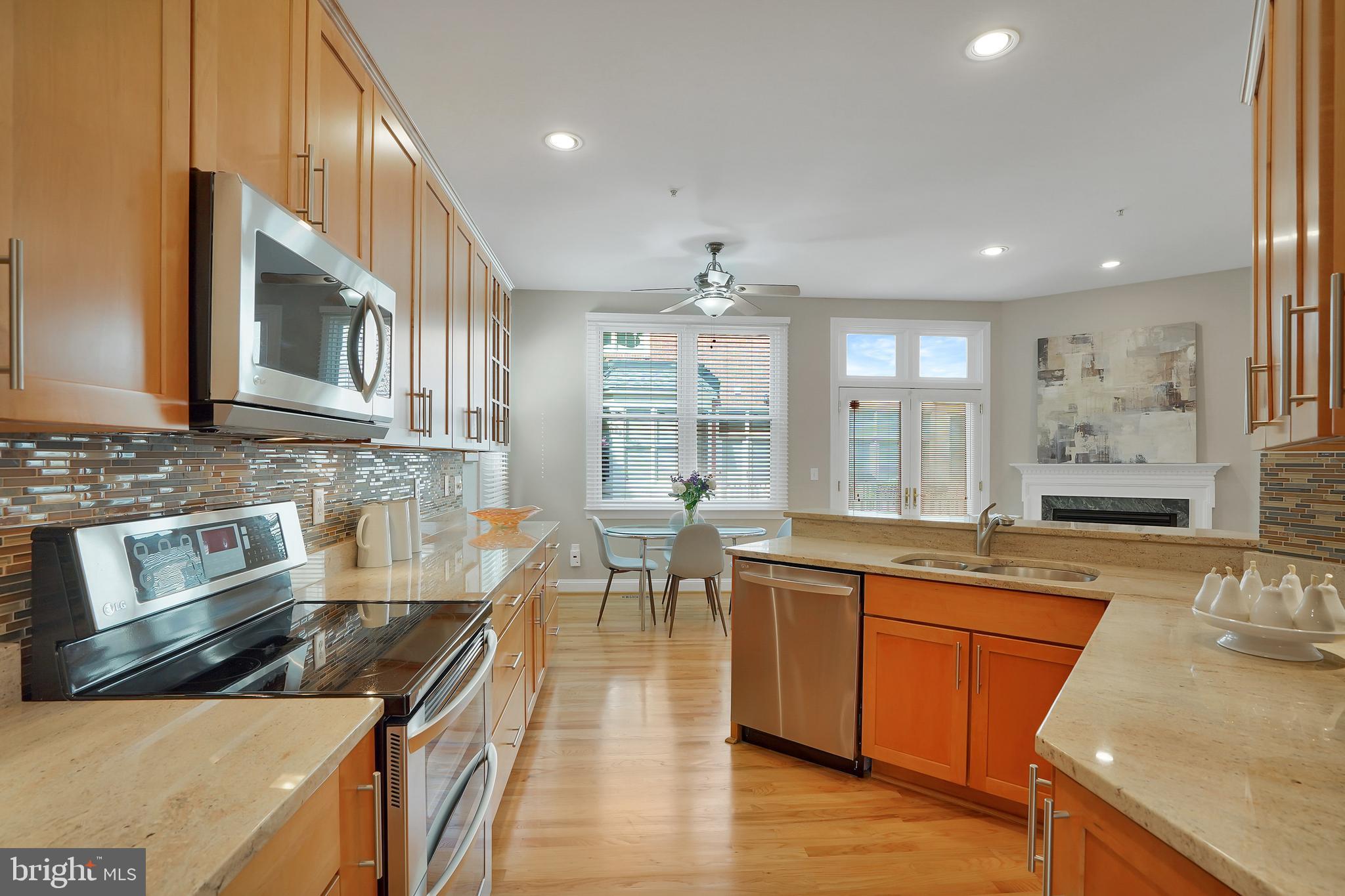 BROMPTONS AT BALLSTON - Residential