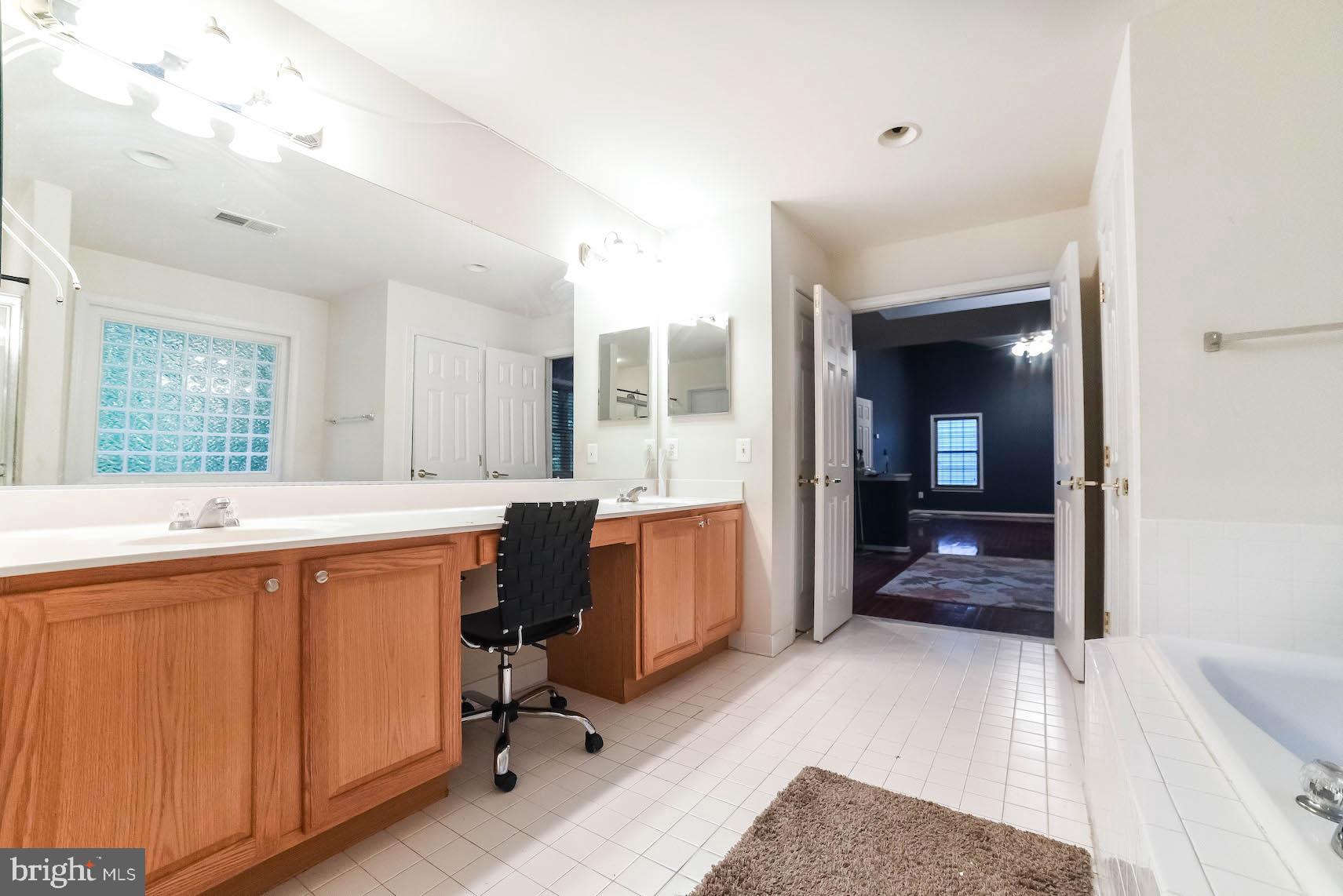 HUNTERS BROOKE SUB - Residential