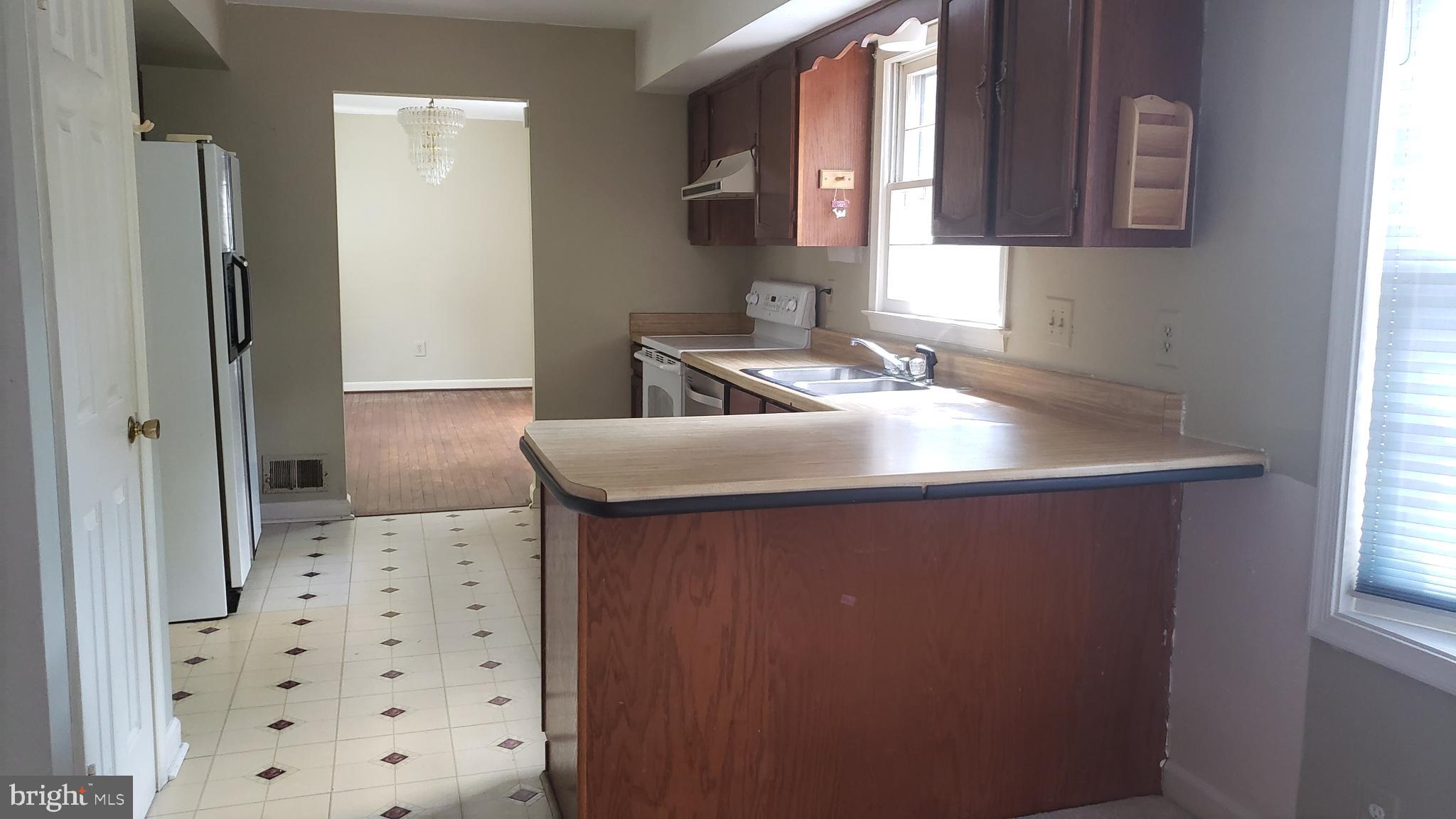 BROOKFIELD - Residential Lease