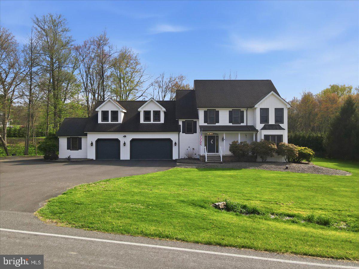 5556 BRIDLE ROAD