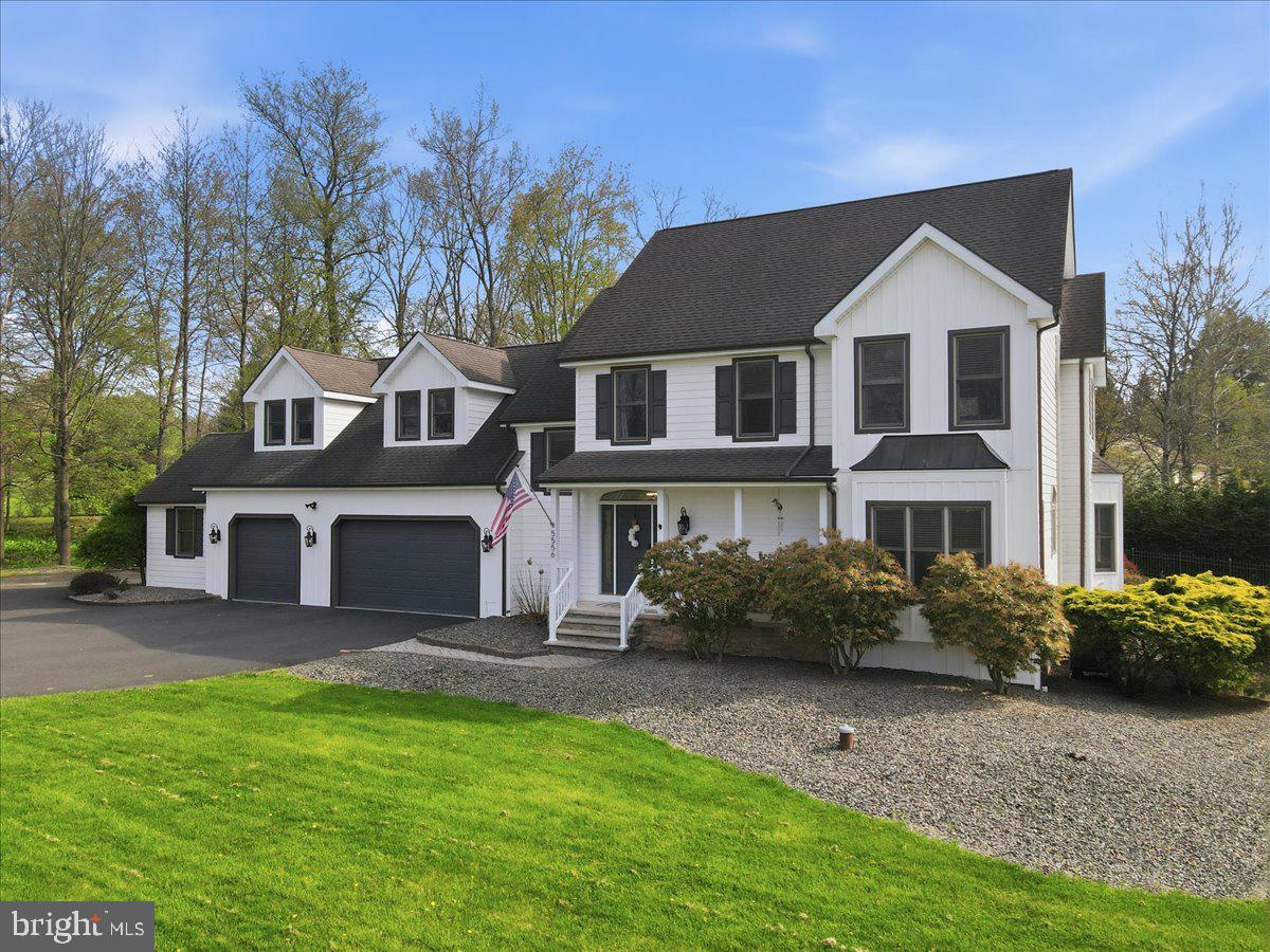 5556 BRIDLE ROAD