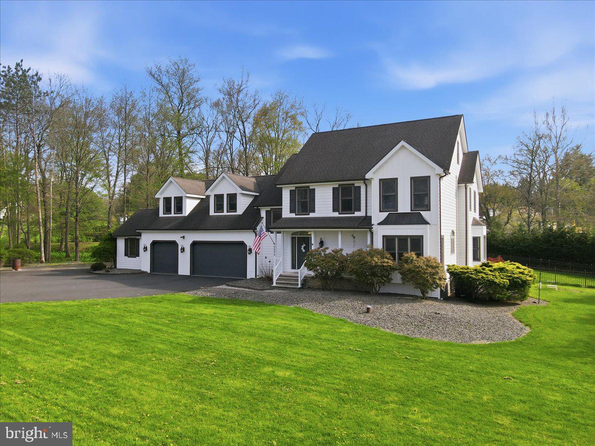5556 BRIDLE ROAD