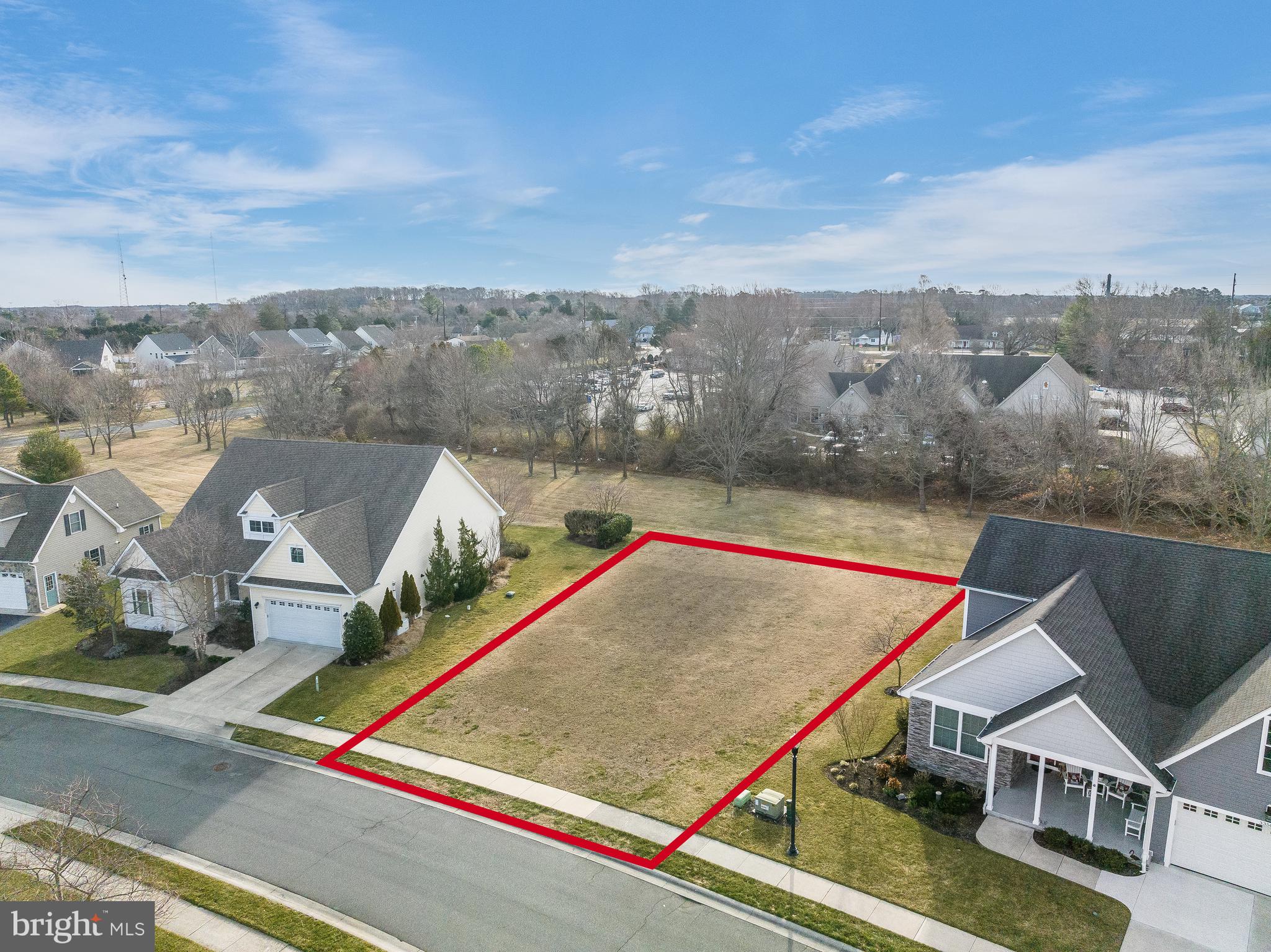 33504 W HUNTERS RUN