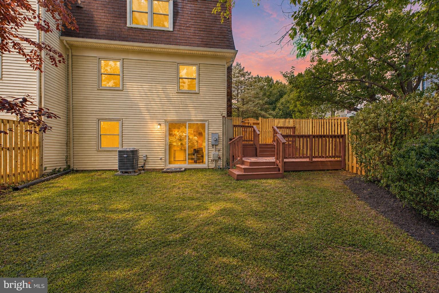 3113 PEBBLE HILL LANE
