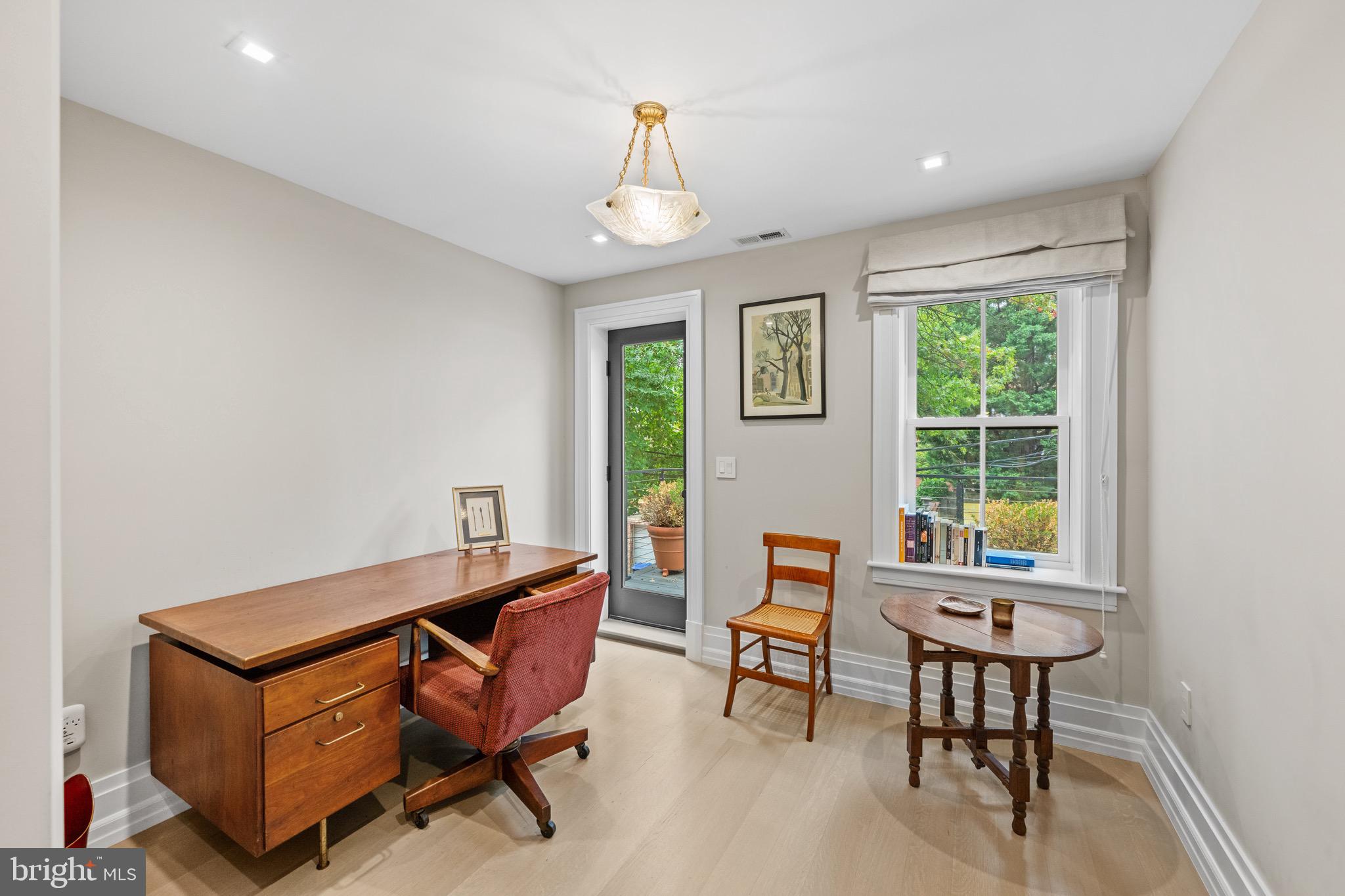 DUPONT CIRCLE - Residential