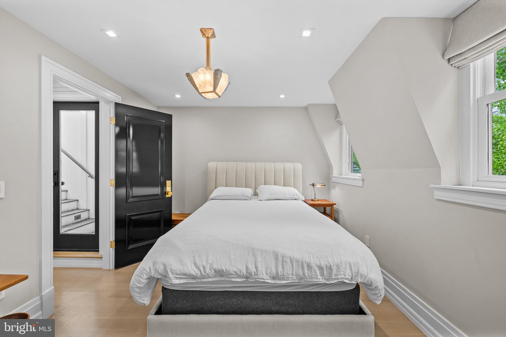 DUPONT CIRCLE - Residential