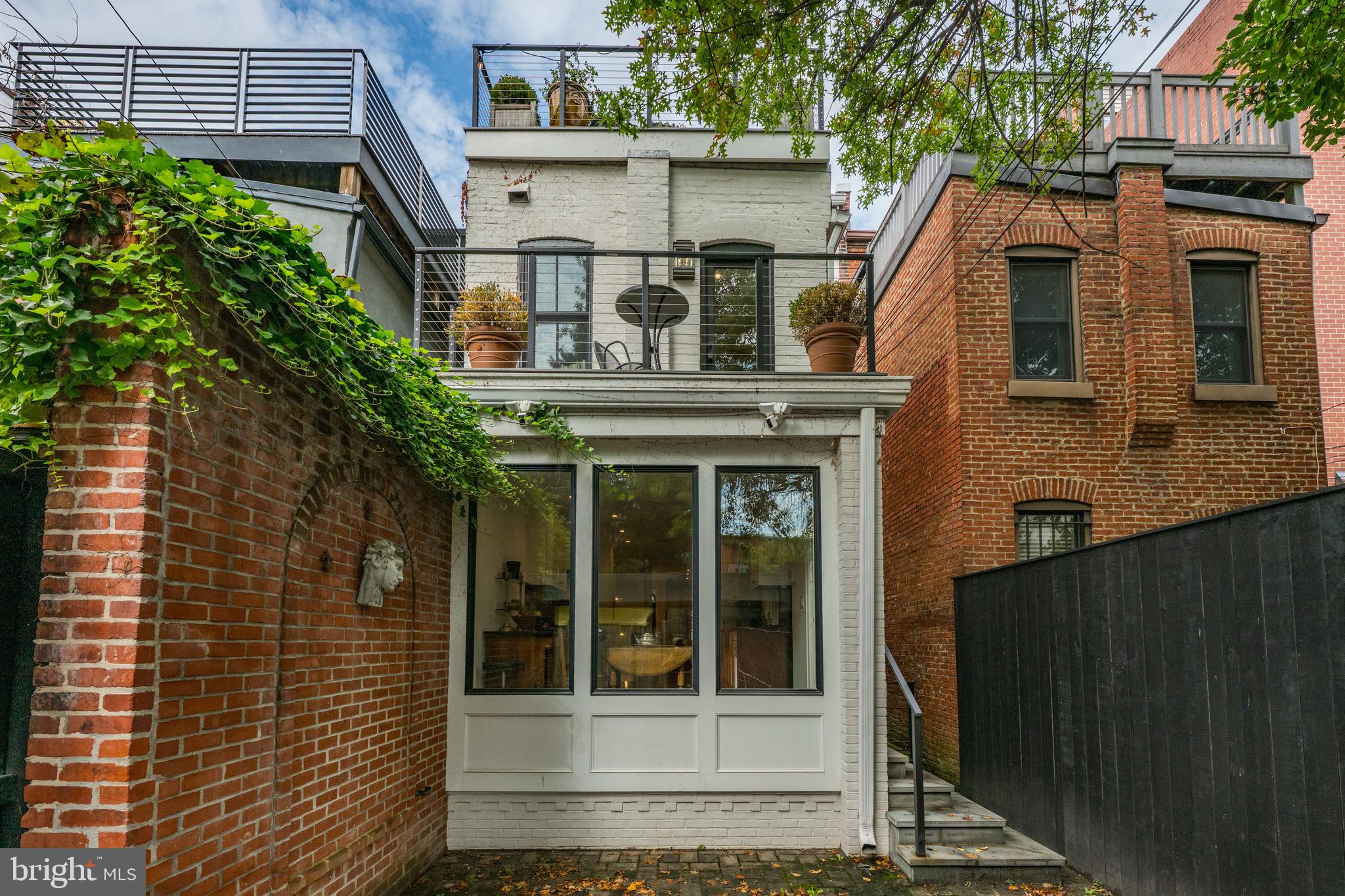 DUPONT CIRCLE - Residential