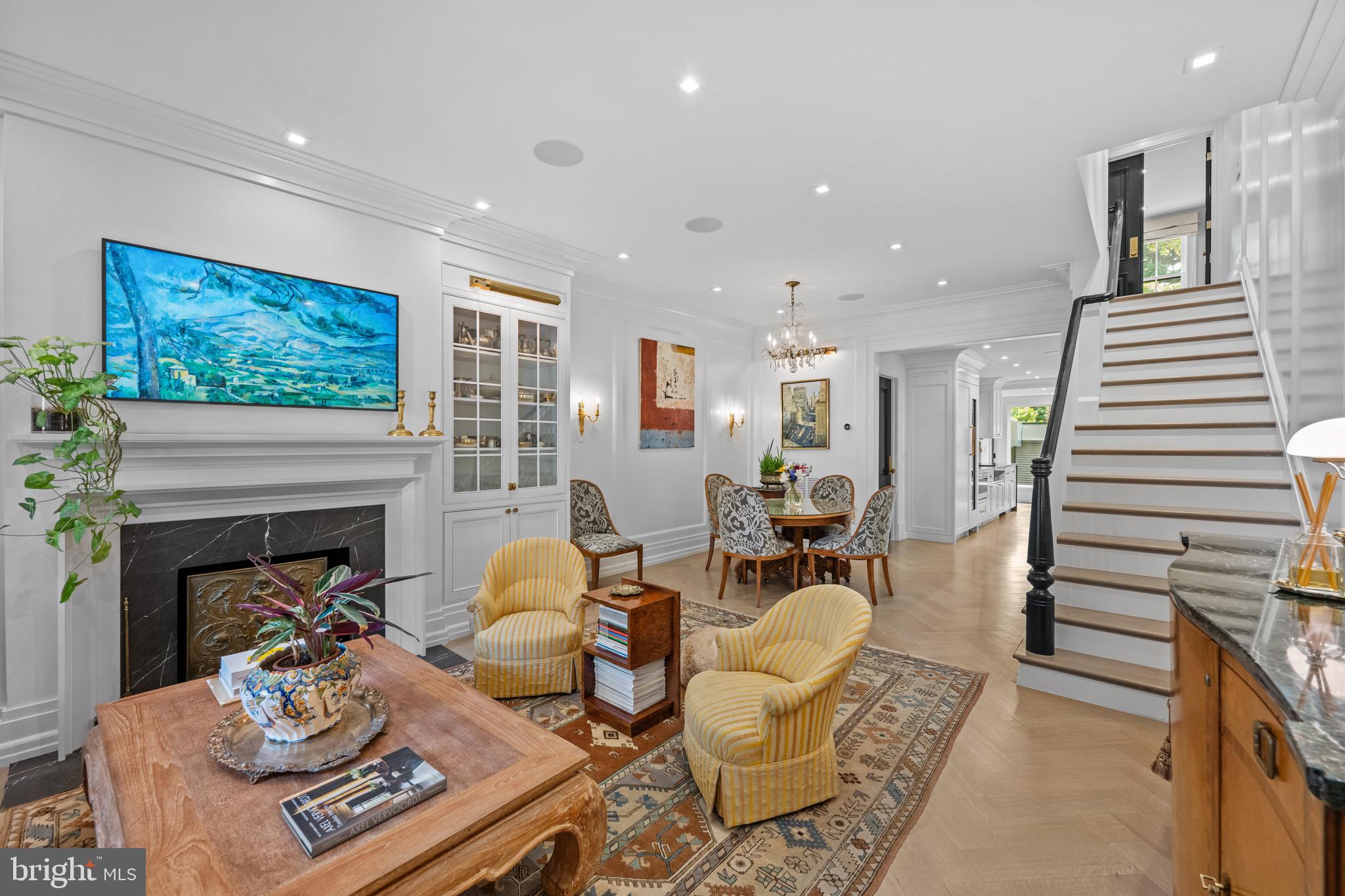 1524 SWANN STREET NW