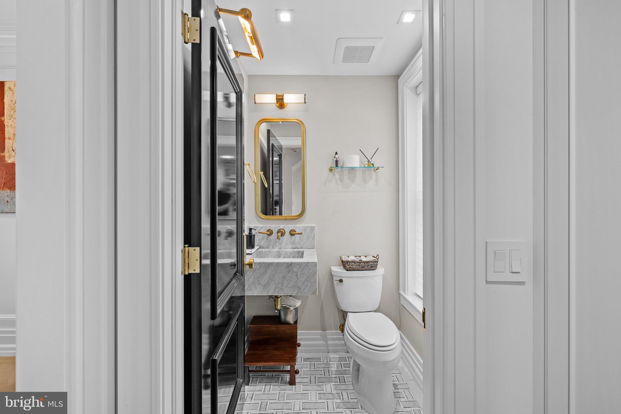 DUPONT CIRCLE - Residential