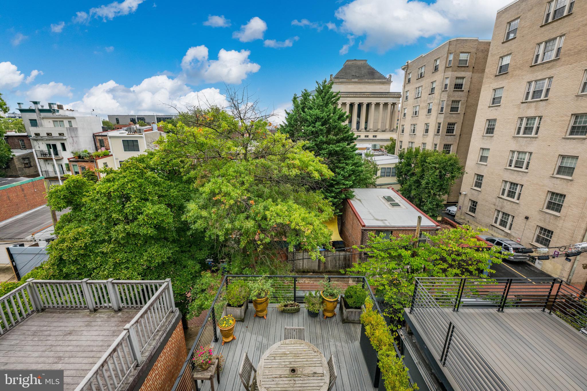 DUPONT CIRCLE - Residential