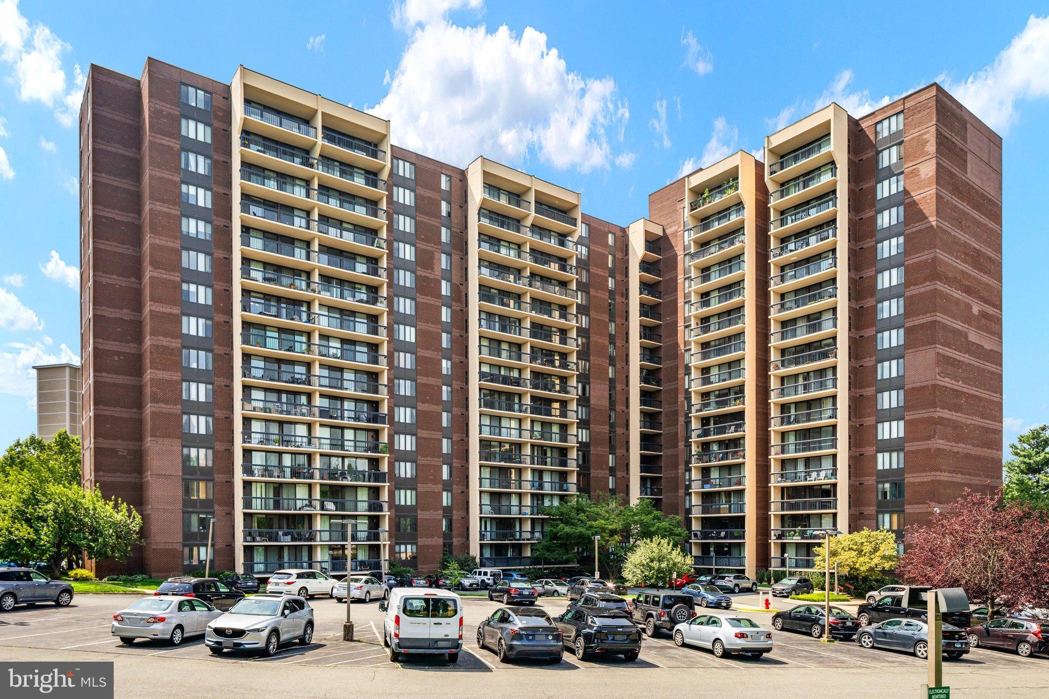 7401 WESTLAKE TERRACE 506