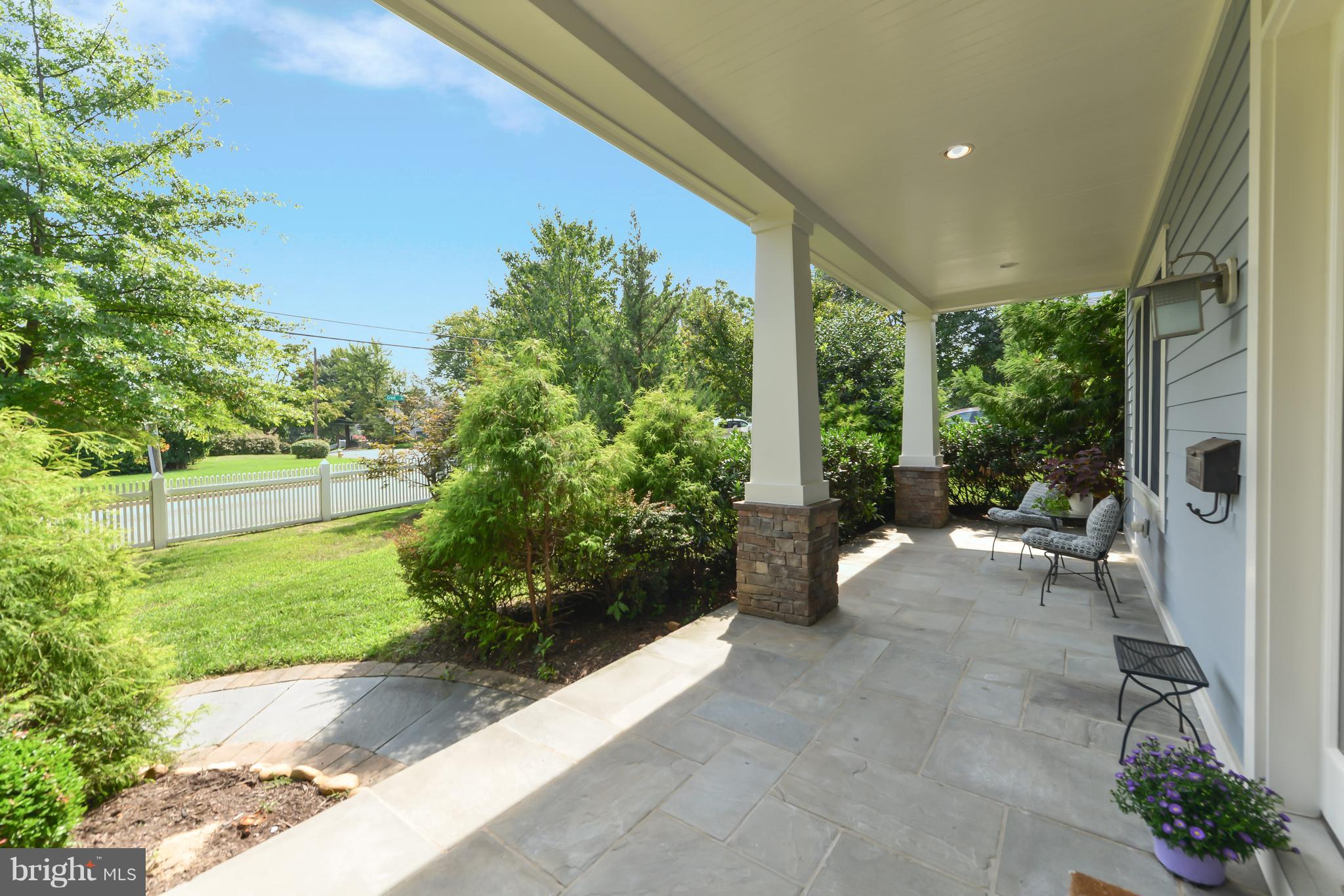 SHERWOOD FOREST - Residential