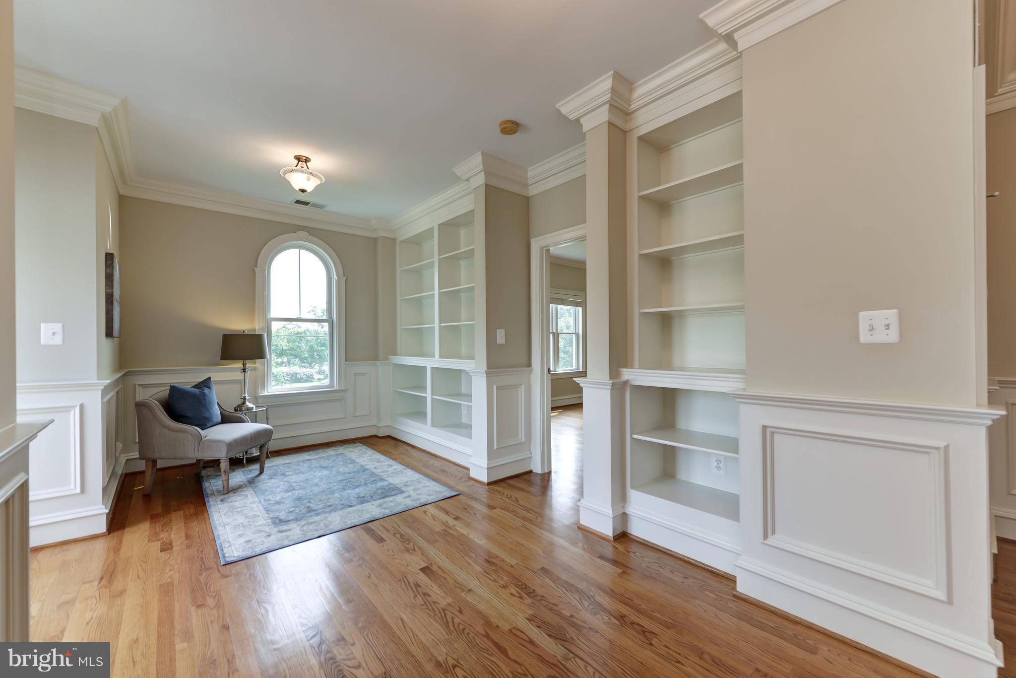 SHERWOOD FOREST - Residential