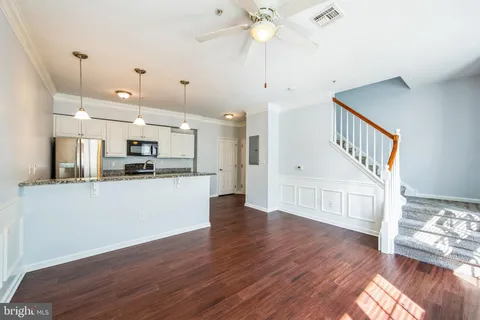 136 Bridge Street Unit 304, Phoenixville, PA 19460 - MLS#: PACT2094146
