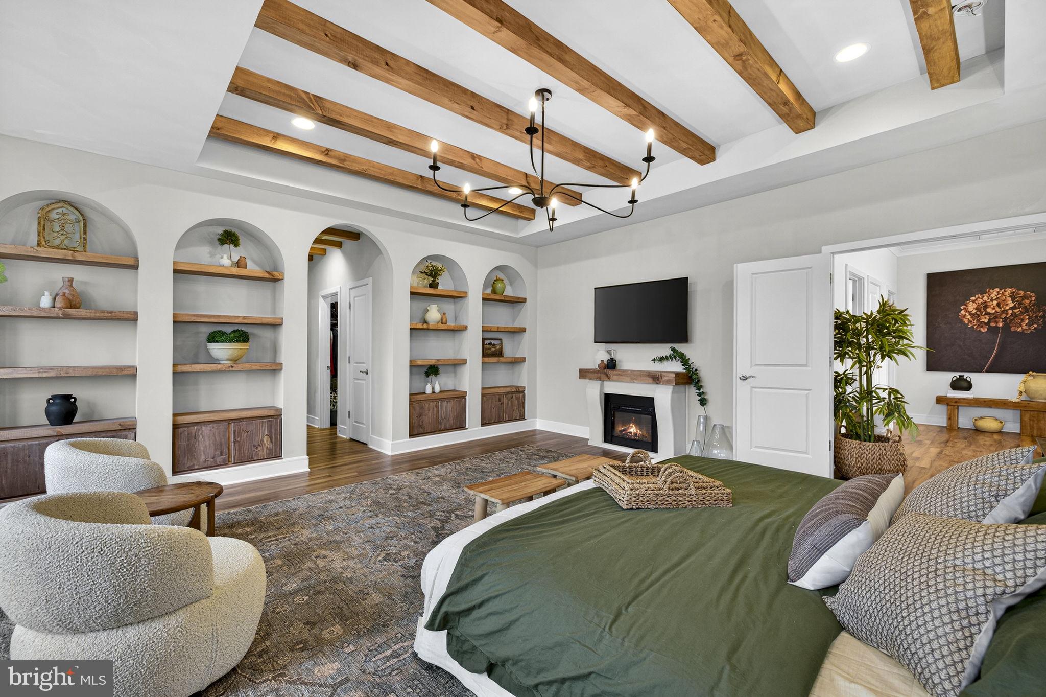 MEADOW BROOK FARM - Residential