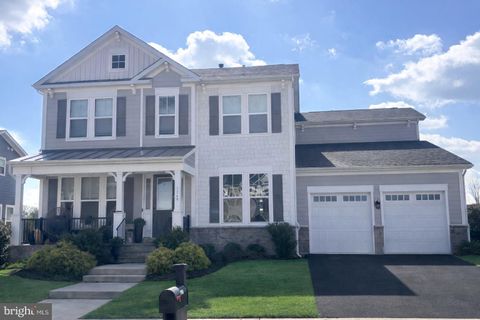 1148 ATHENA DRIVE SE LEESBURG VA 20175