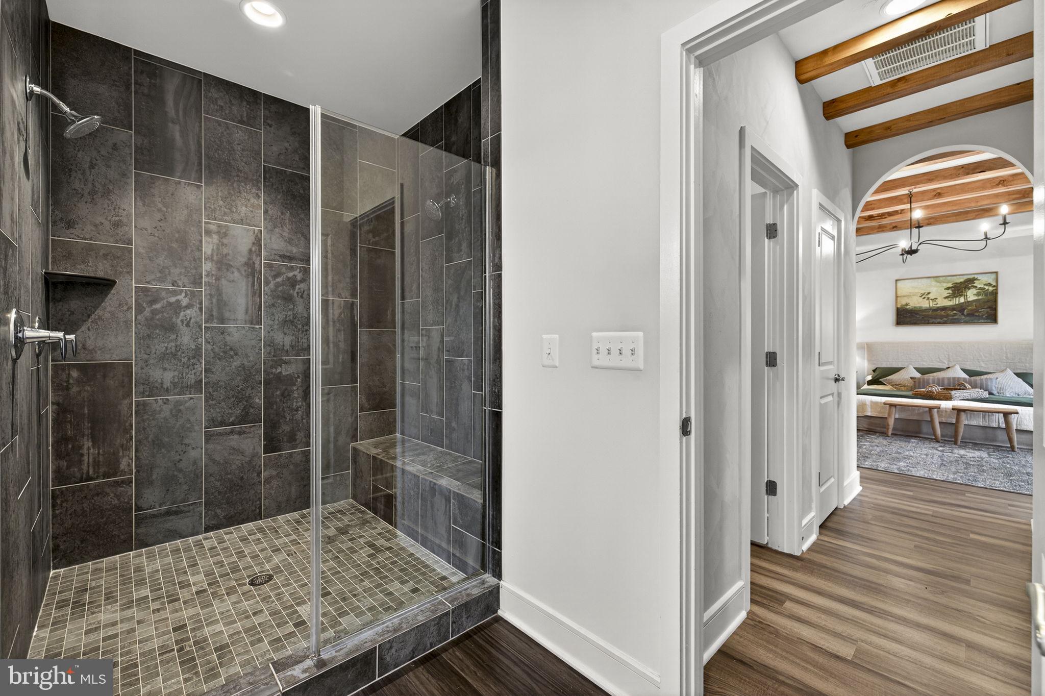 MEADOW BROOK FARM - Residential