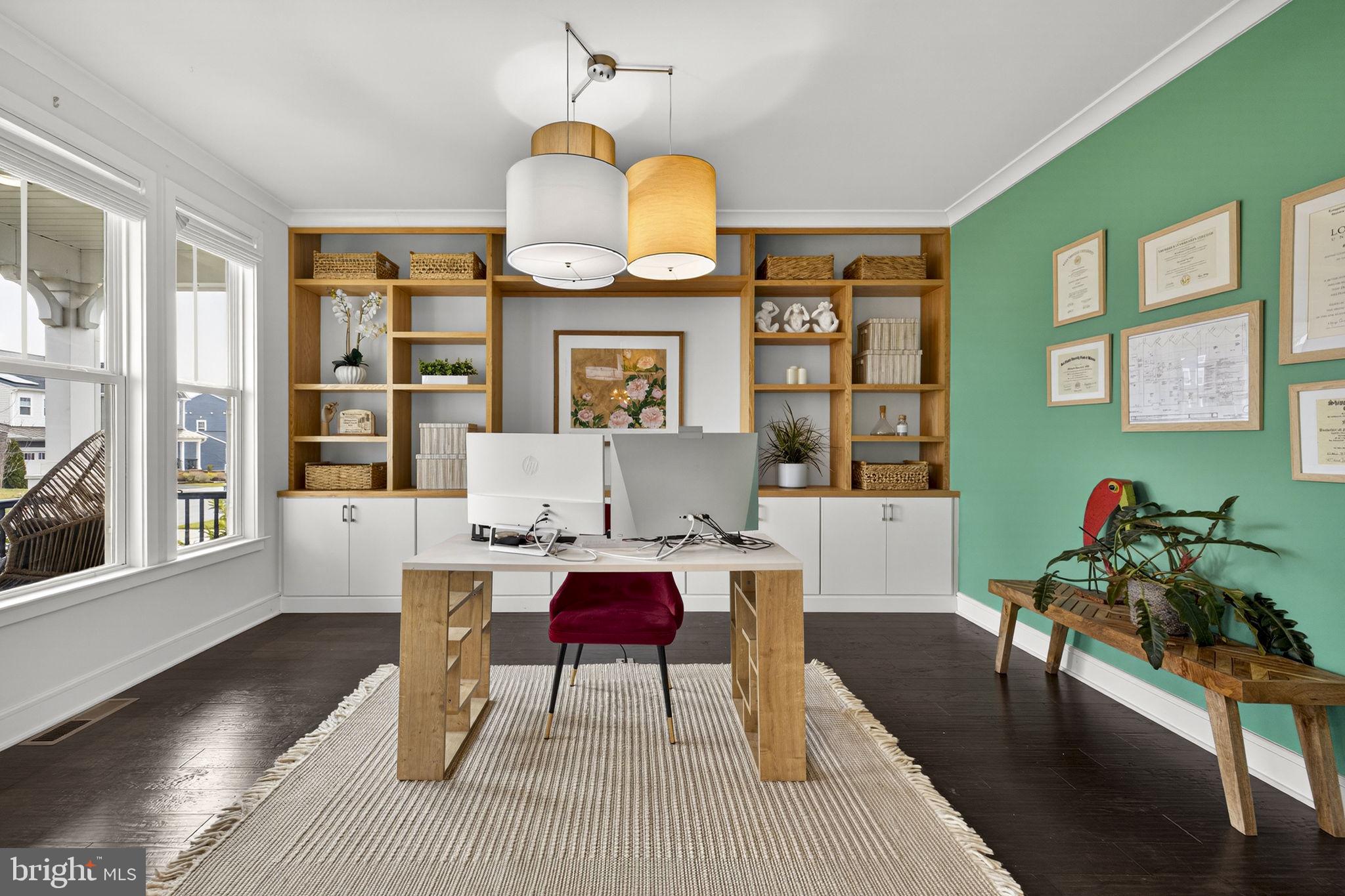 MEADOW BROOK FARM - Residential