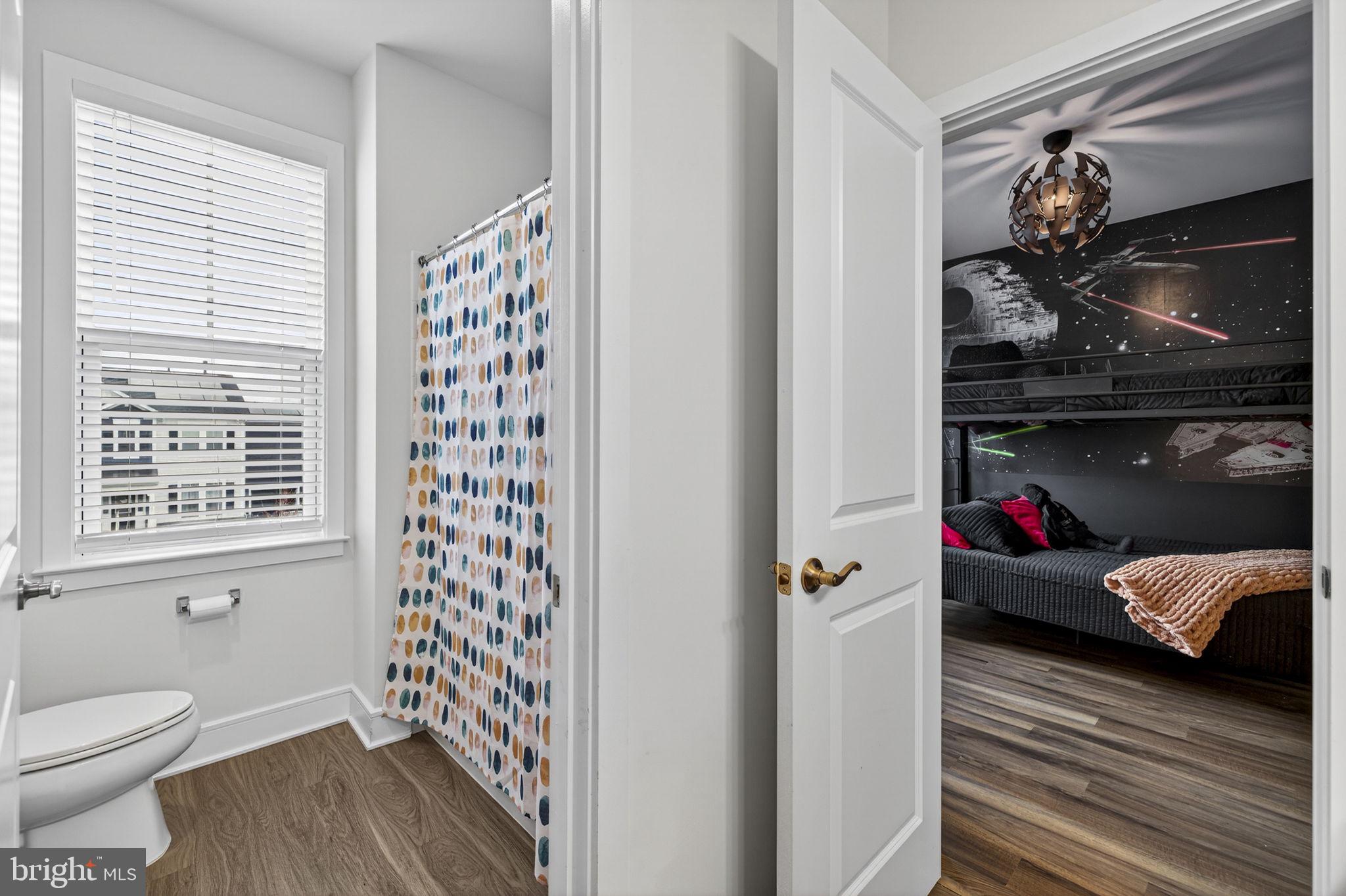 MEADOW BROOK FARM - Residential