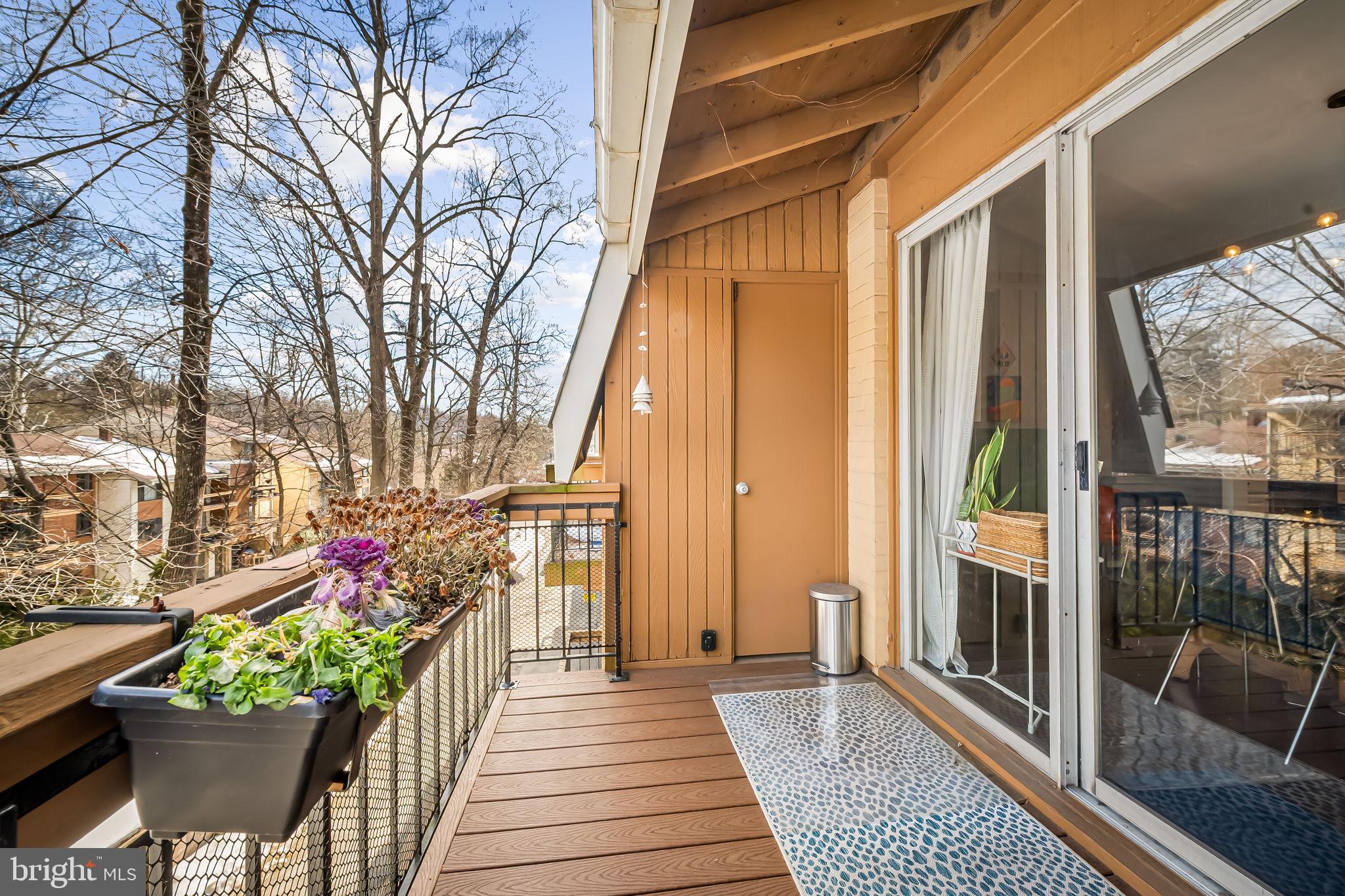 CROSS KEYS - Residential