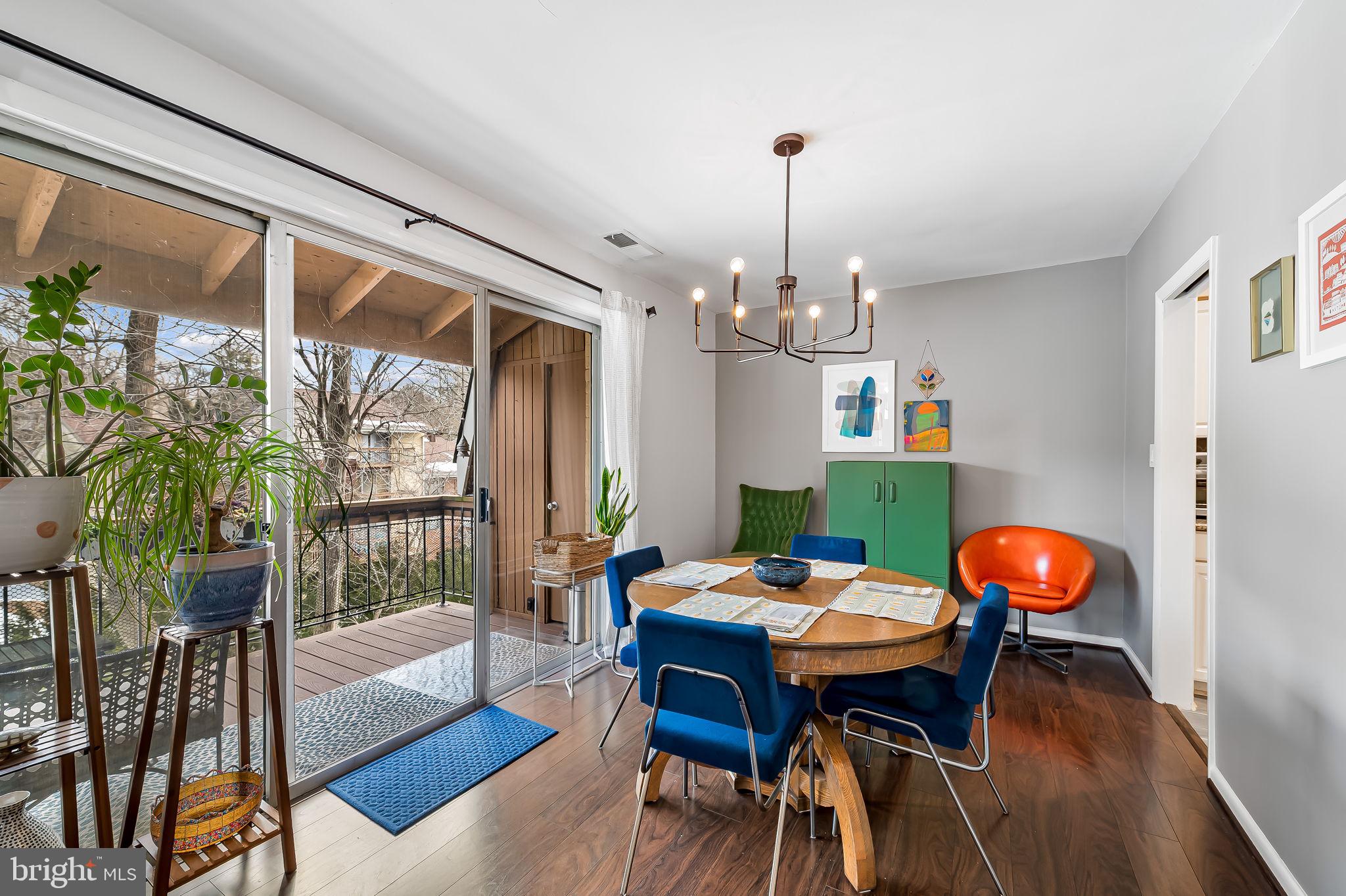 CROSS KEYS - Residential