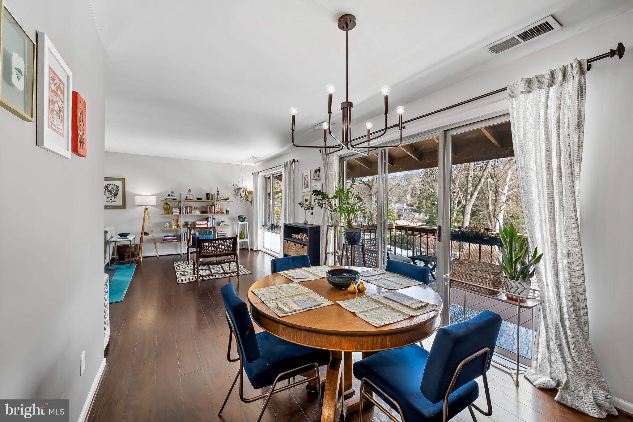 CROSS KEYS - Residential