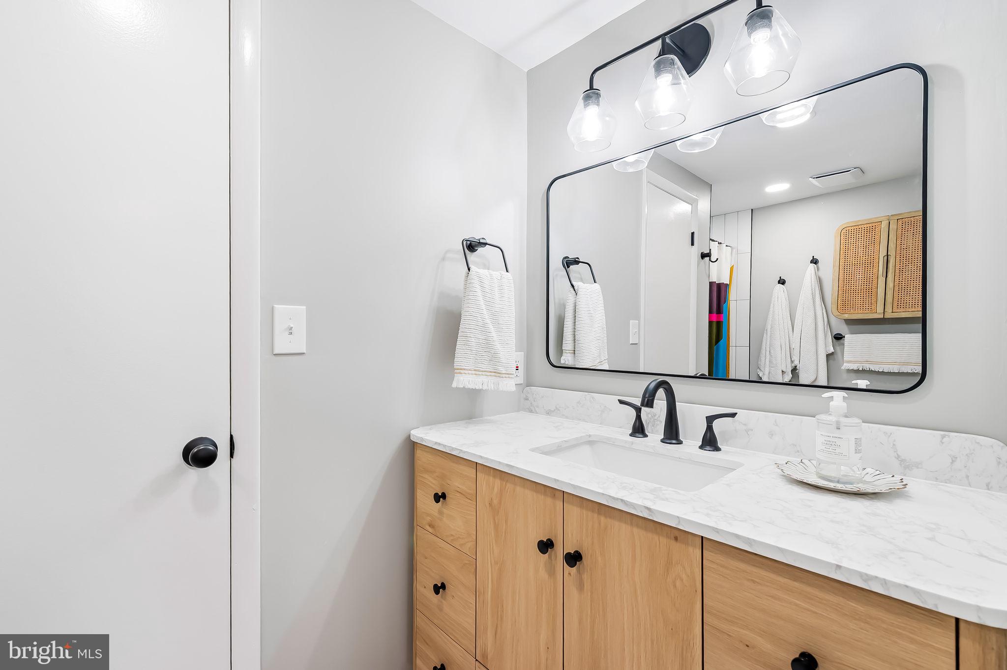 CROSS KEYS - Residential