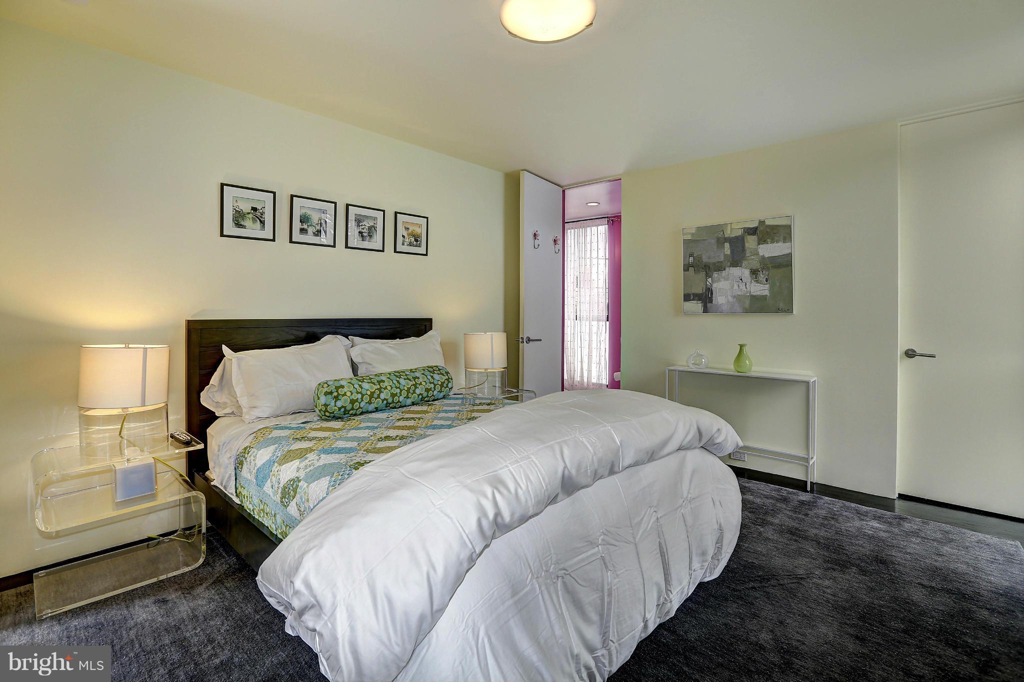 PINEVIEW - Residential