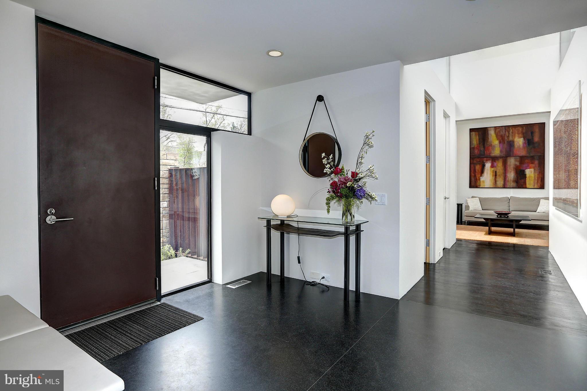 PINEVIEW - Residential