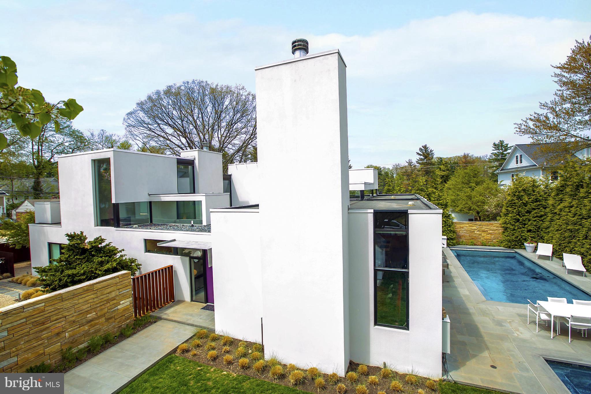 PINEVIEW - Residential