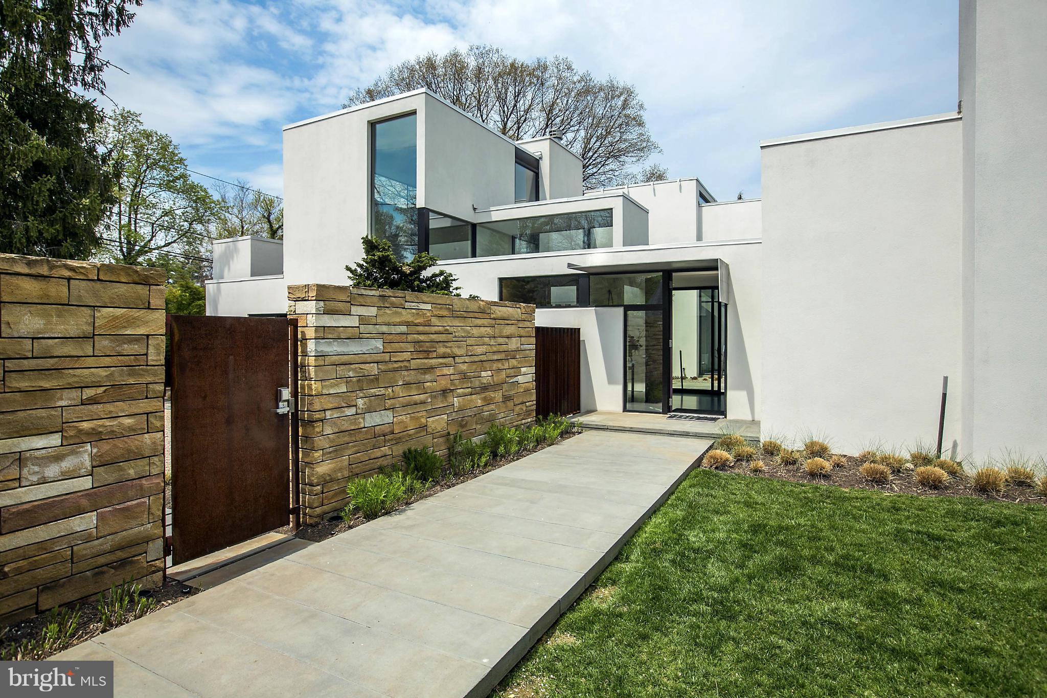 PINEVIEW - Residential