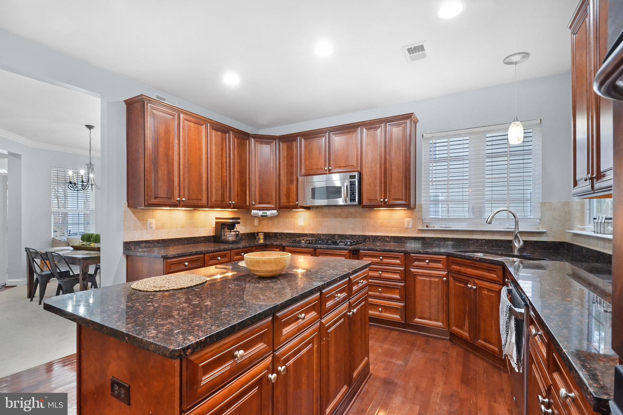 DAHLIA PARK OF WILDEWOOD - Residential