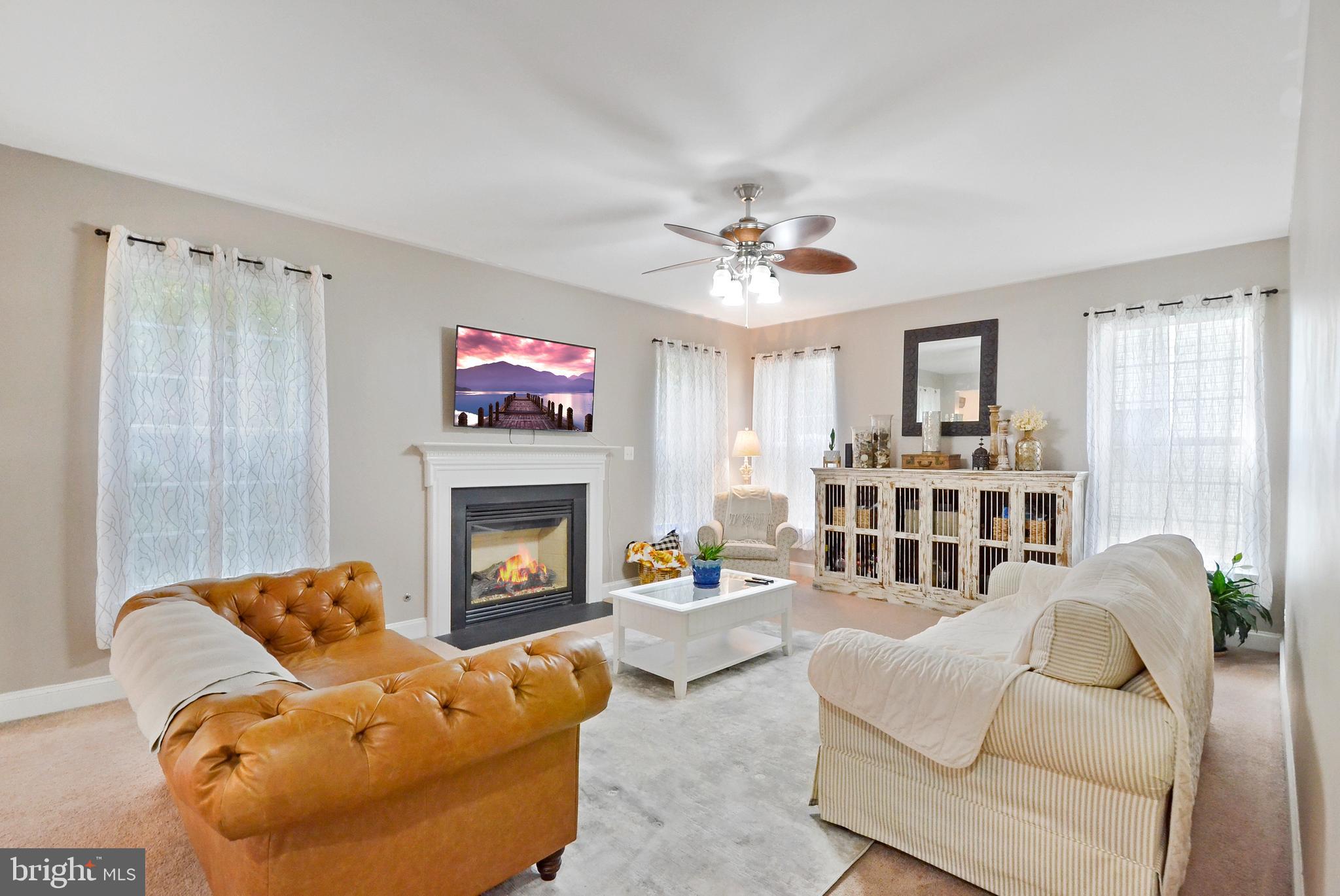 DAHLIA PARK OF WILDEWOOD - Residential