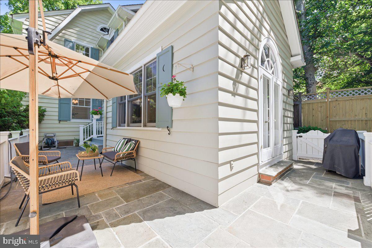 CHEVY CHASE - Residential